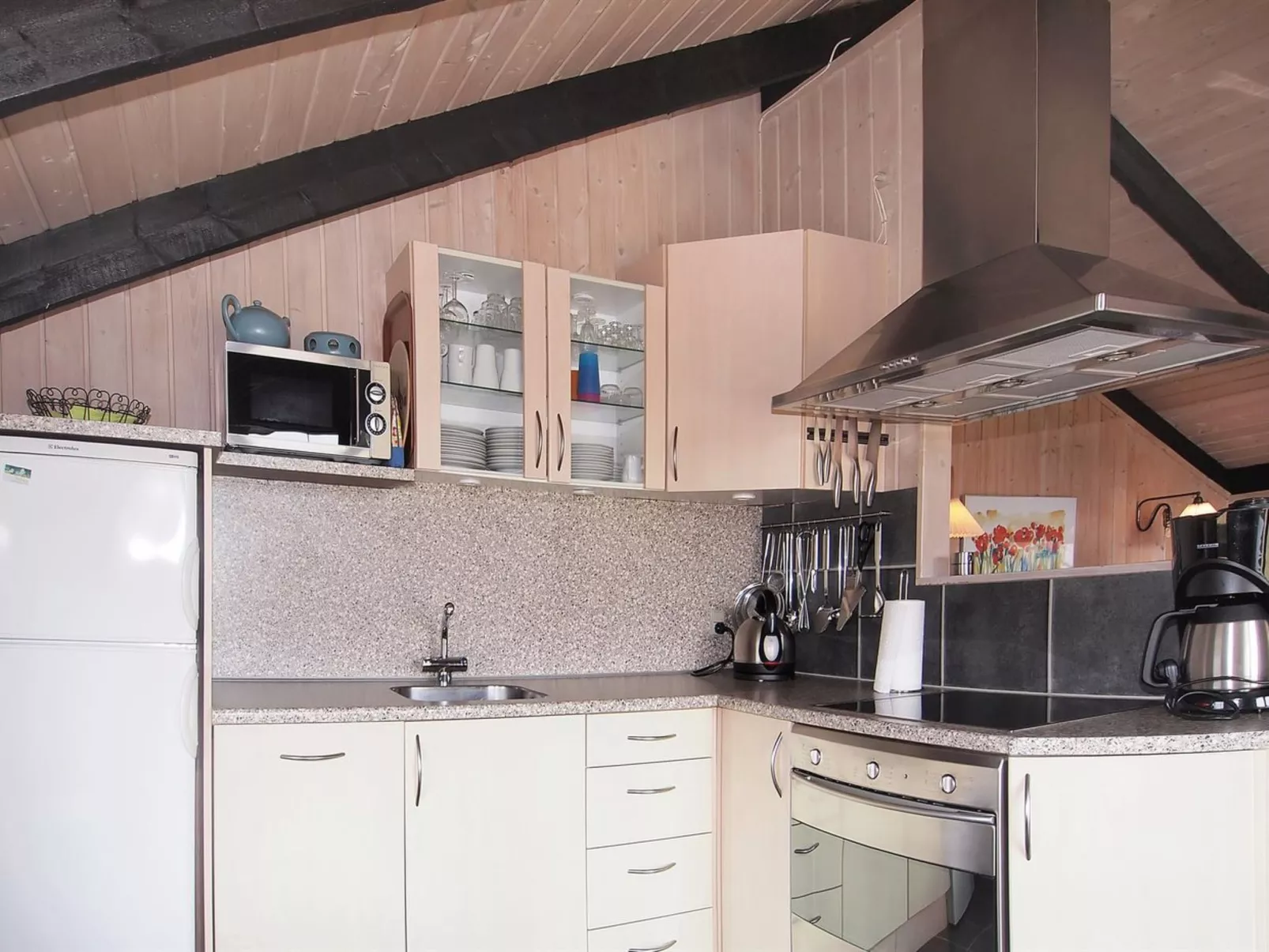 "Throkil" - 450m to the fjord-Drinnen