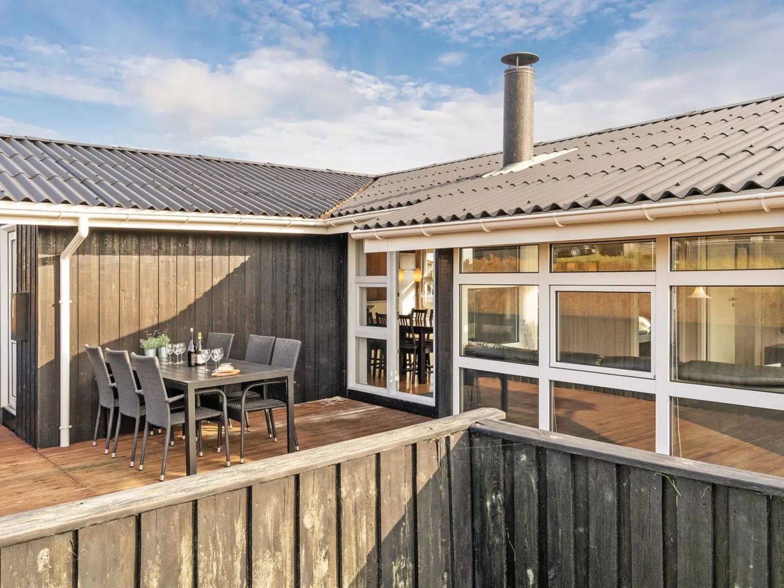 "Hroswitha" - 100m from the sea-Outside