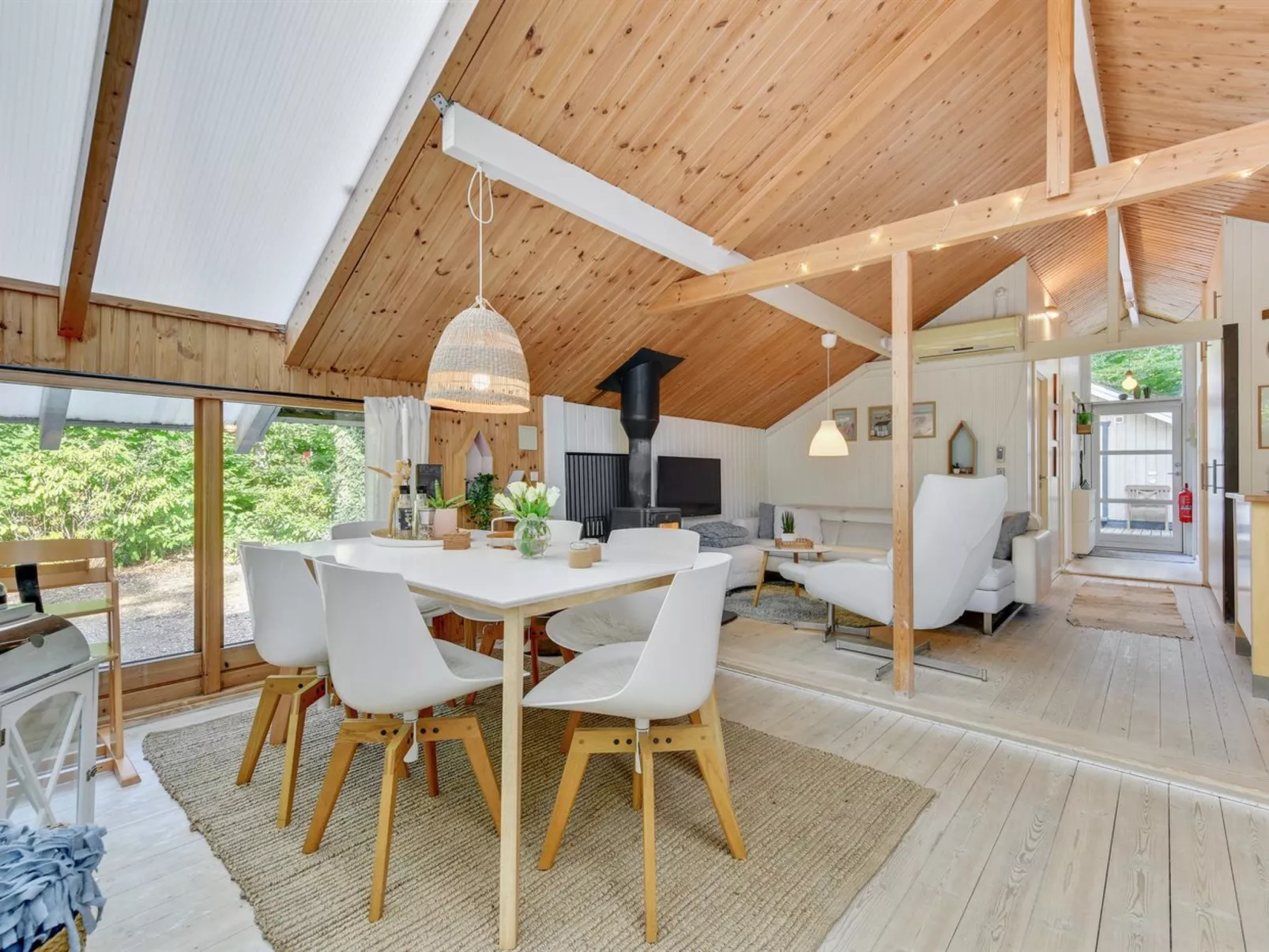 "Swenki" - 29km from the sea-Drinnen