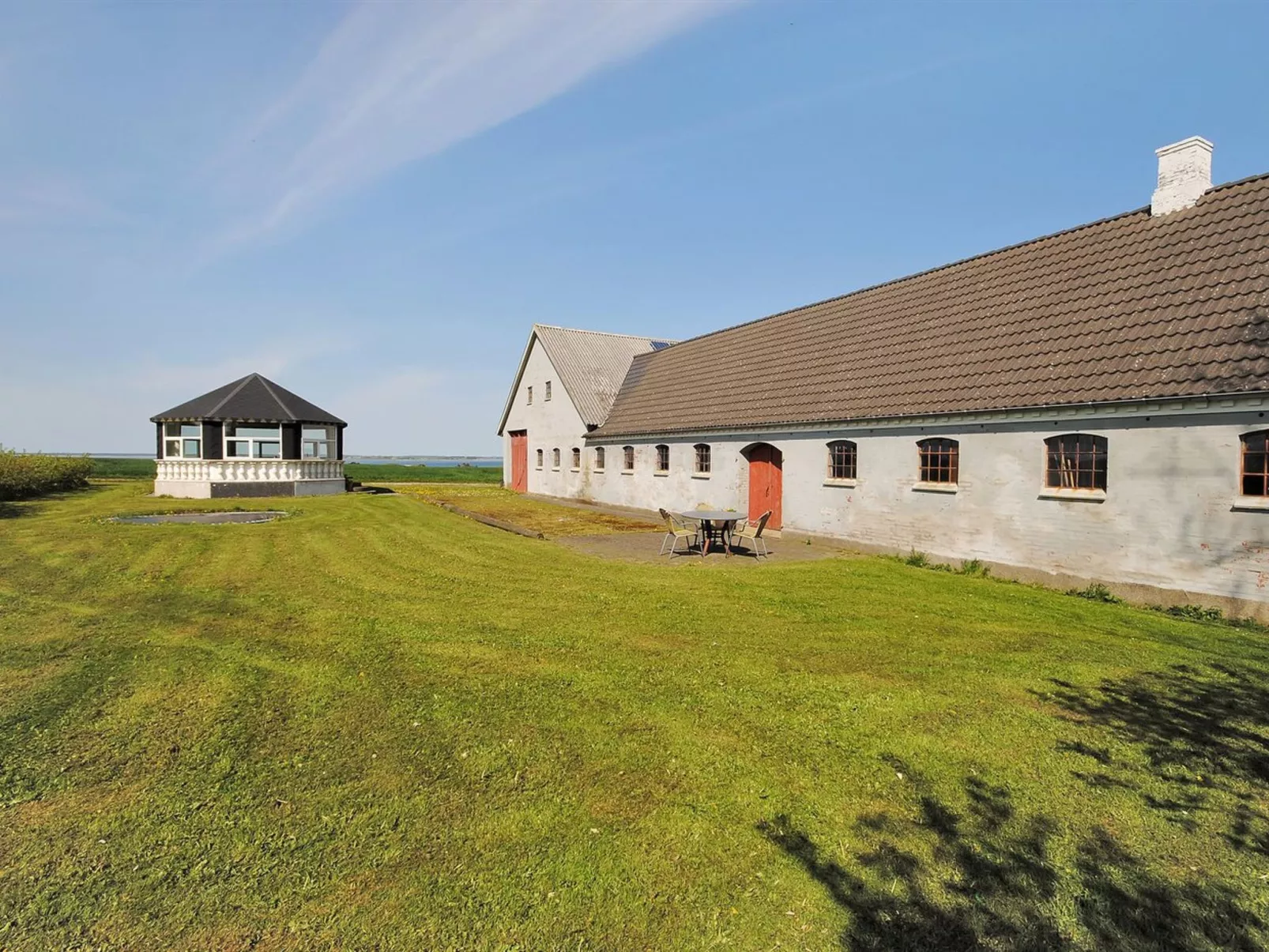 "Alois" - 1km to the fjord-Outside