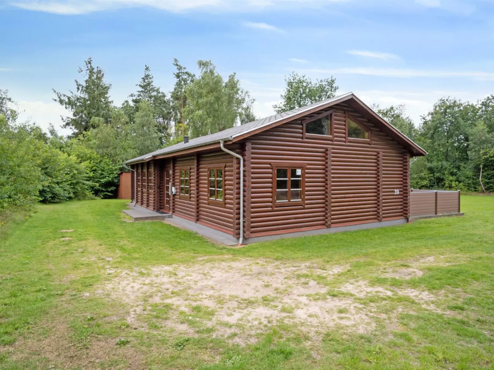 "Frederica" - 30km from the sea-Draußen