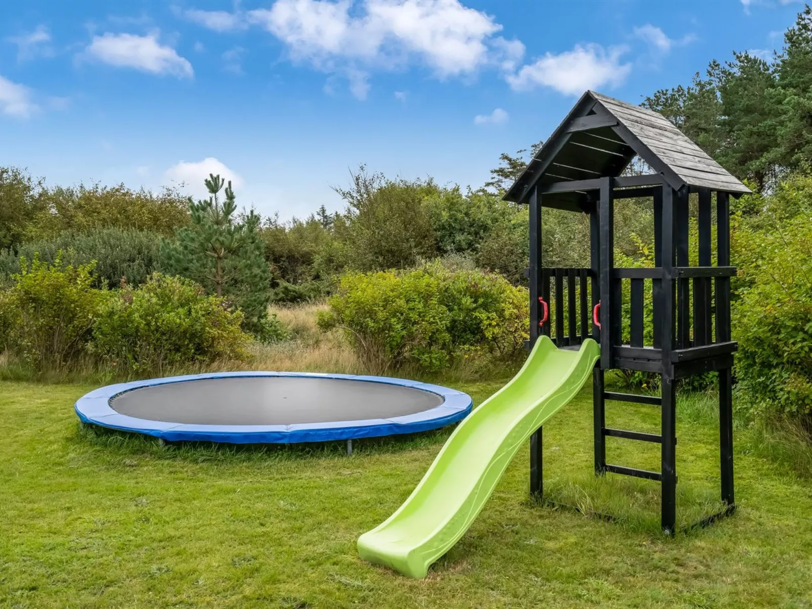 "Asel" - 4km from the sea-Outside