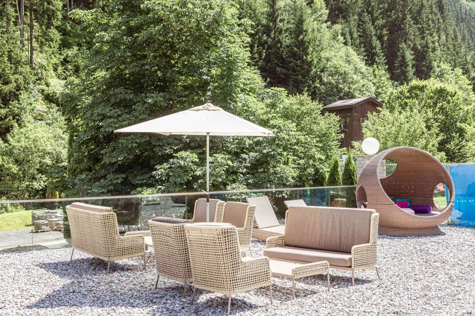 Saalbach Suite 4-Gardens summer