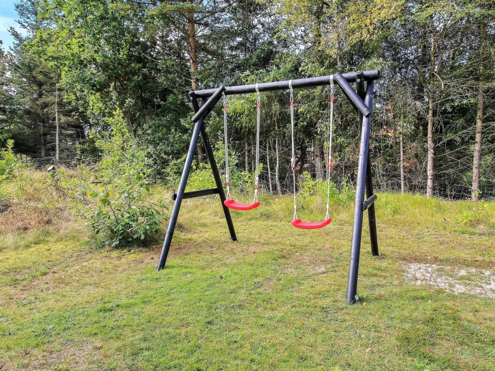 "Awenasa" - 4.1km from the sea-Outside