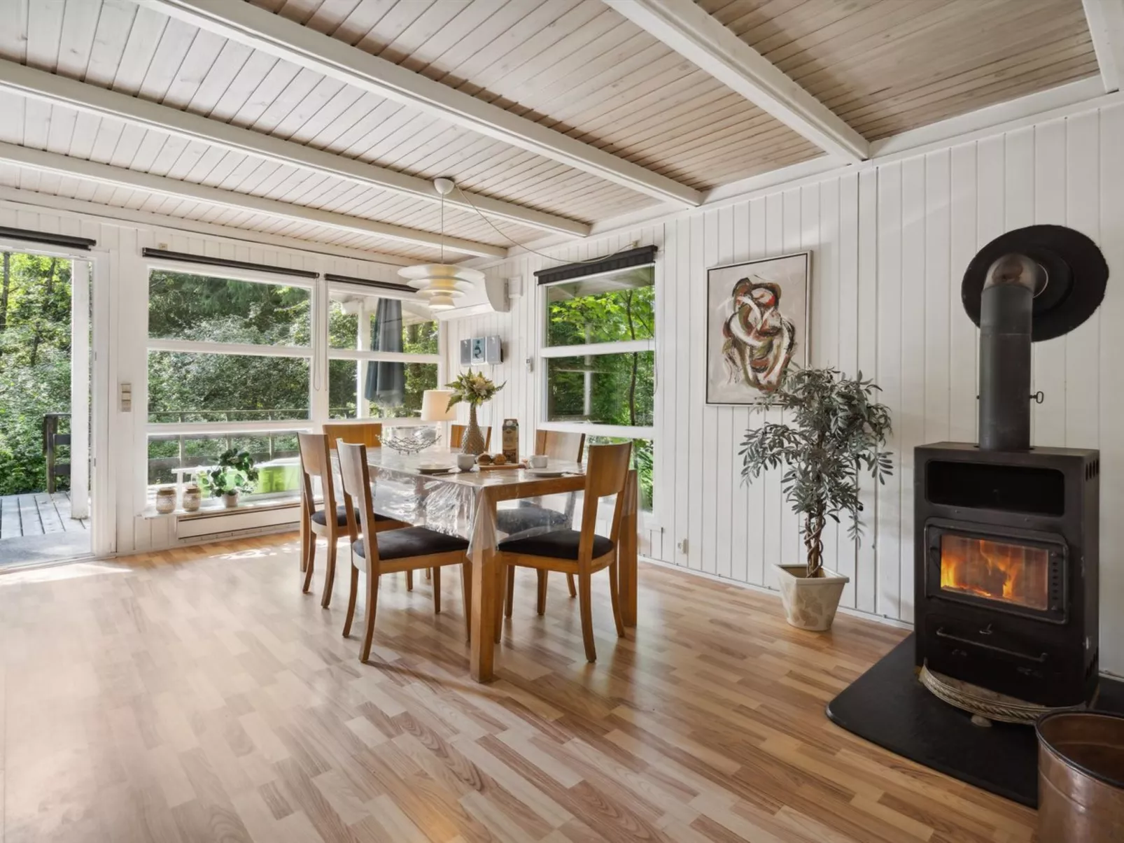 "Aki" - 30km from the sea-Dedans