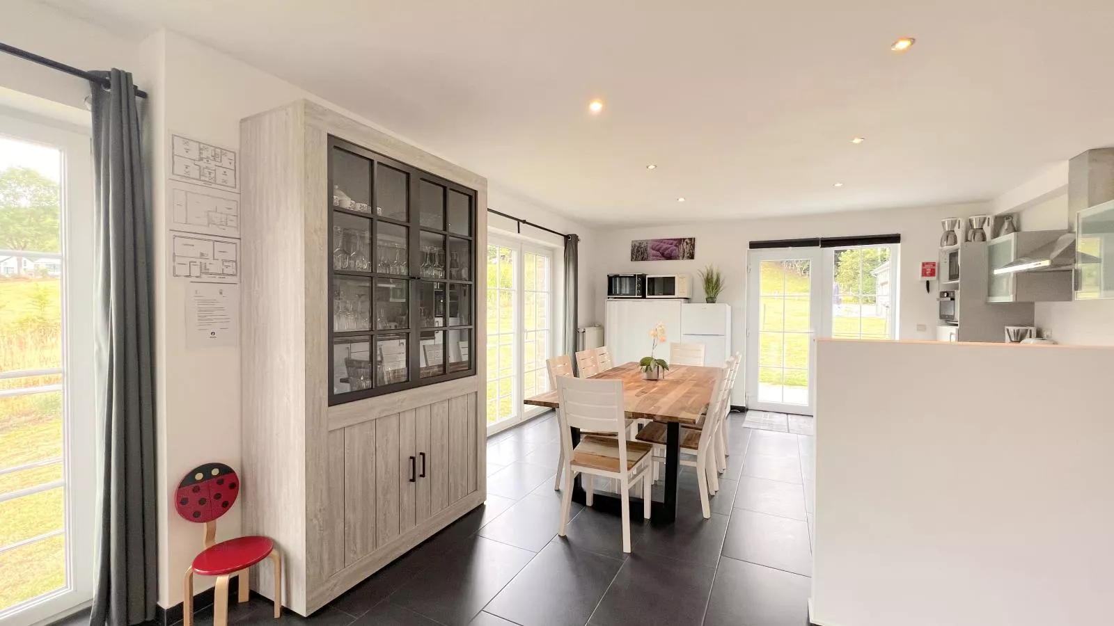 Sur les Thiers-Kitchen