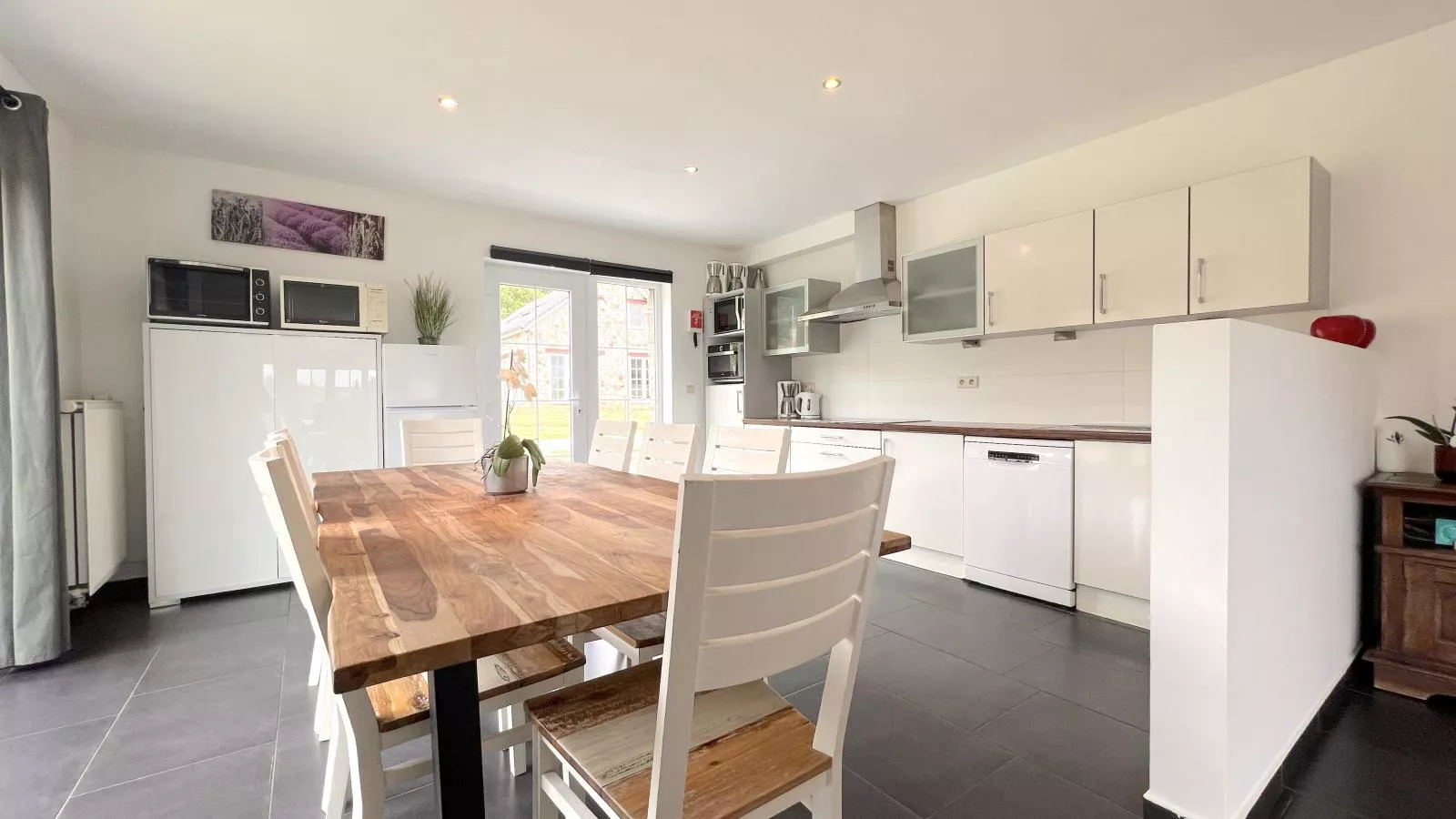 Sur les Thiers-Kitchen