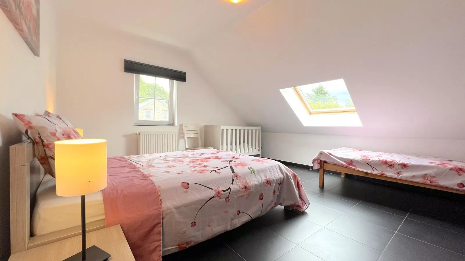 Sur les Thiers-Bedroom
