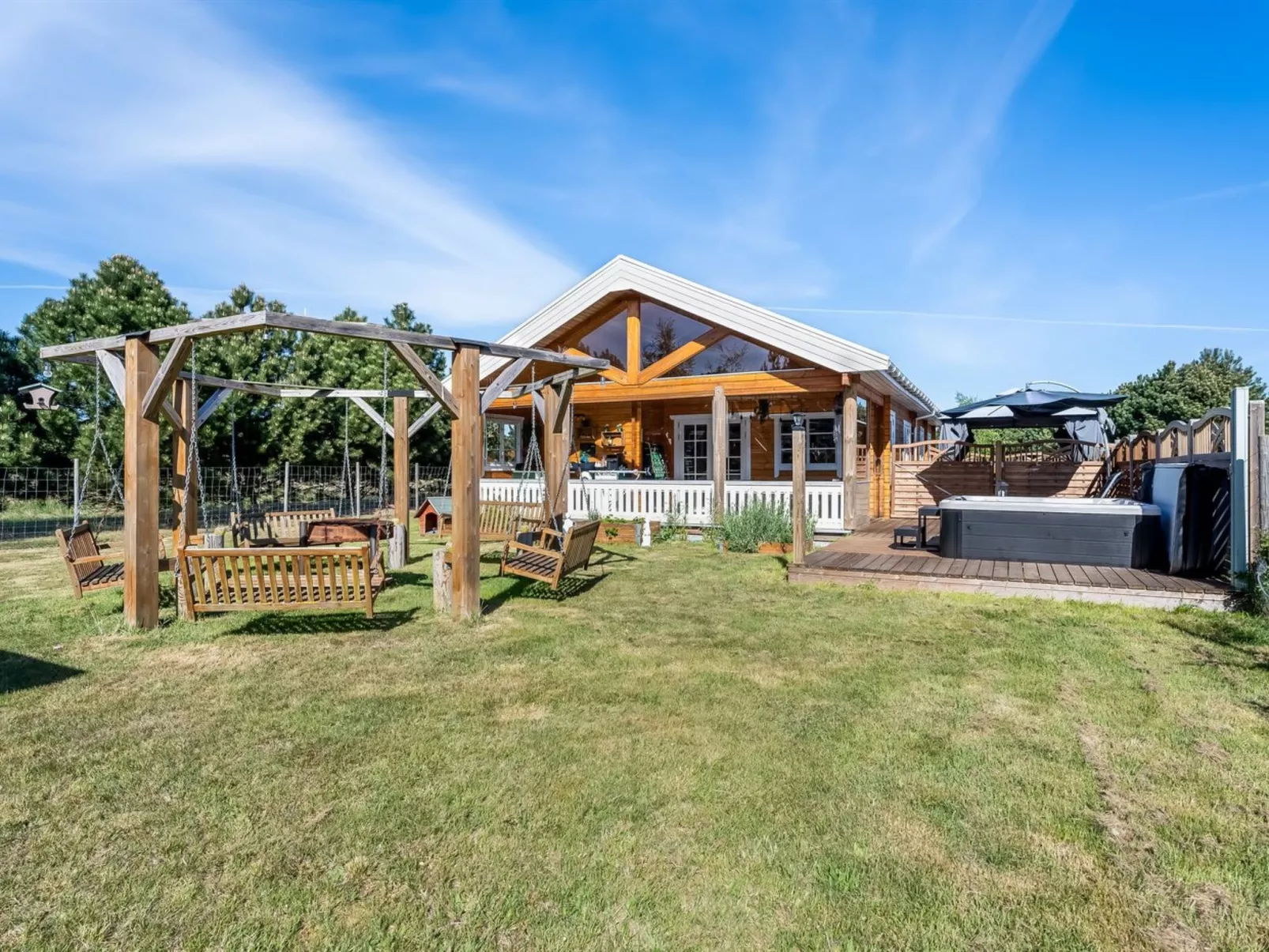 "Vicktoria" - 1.5km from the sea-Outside