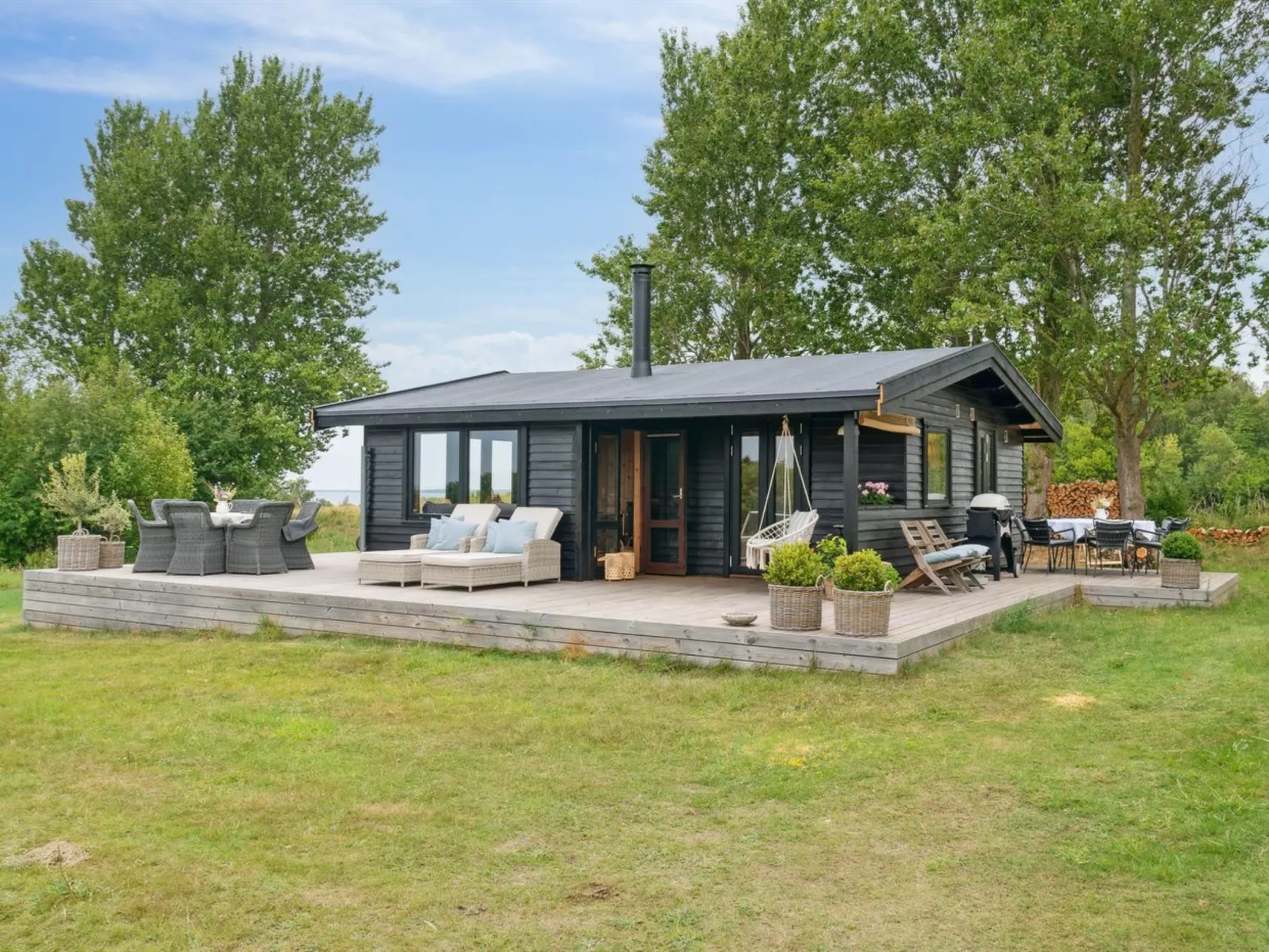 "Aurore" - 1.3km from the sea-Outside