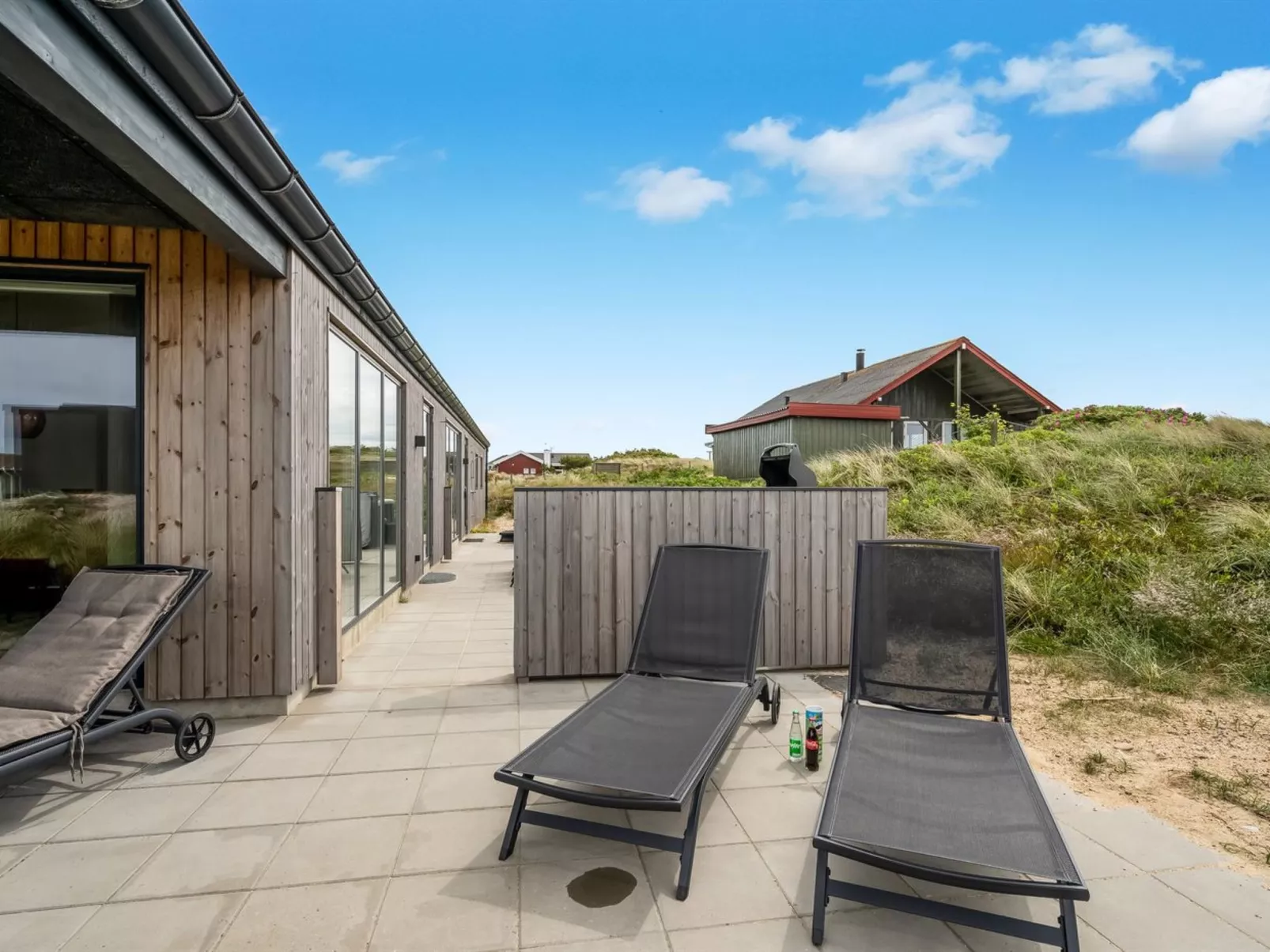 "Waldar" -  from the sea-Outside