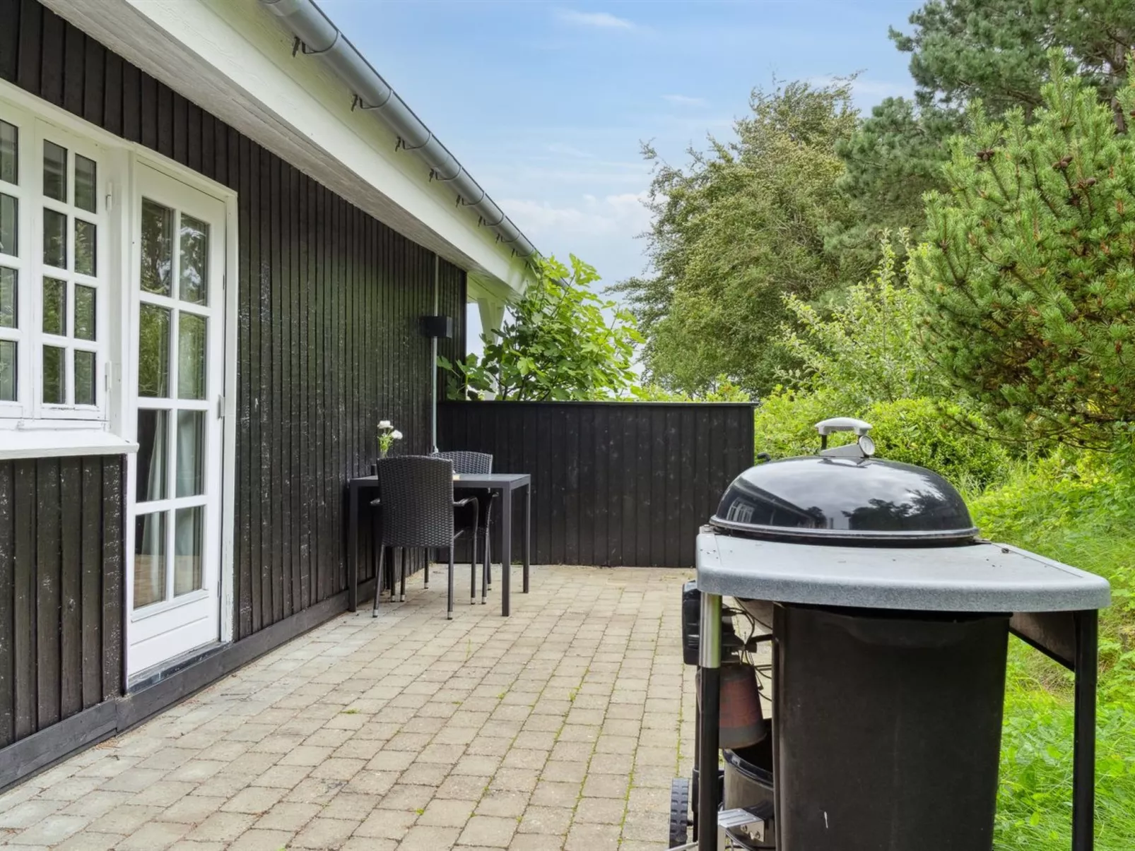 "Lazorka" - 200m from the sea-Dehors