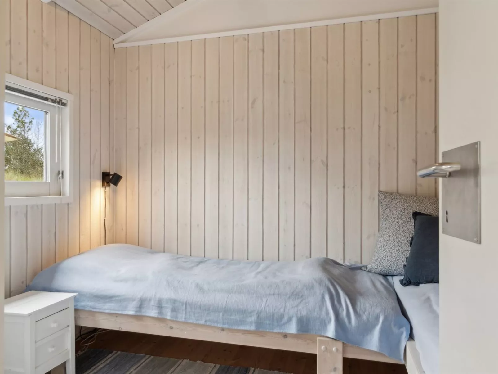 "Hrefna" - 500m from the sea-Inside