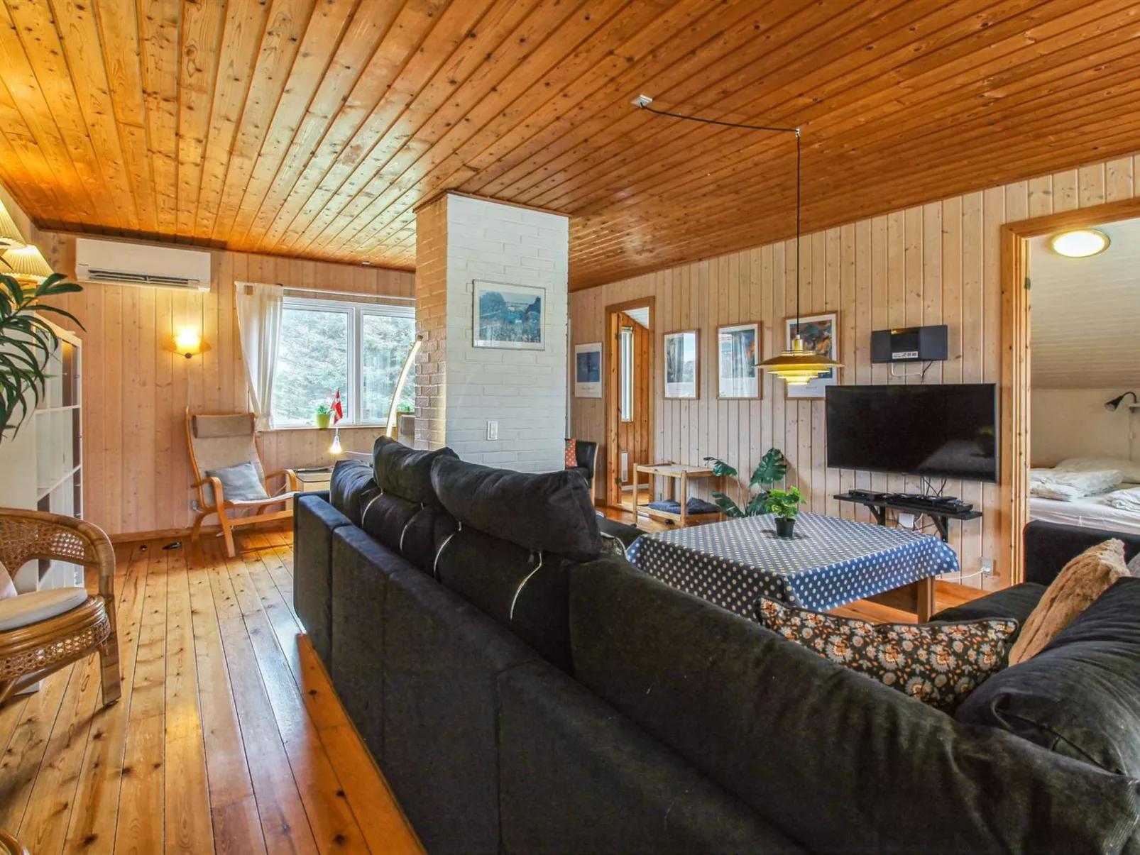 "Frellef" - 491m from the sea-Inside