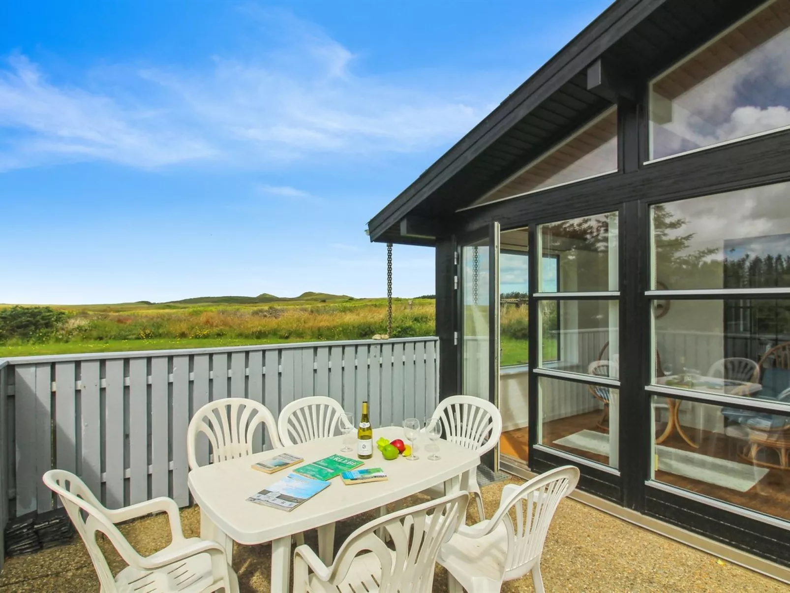 "Skyler" - 400m from the sea-Dehors