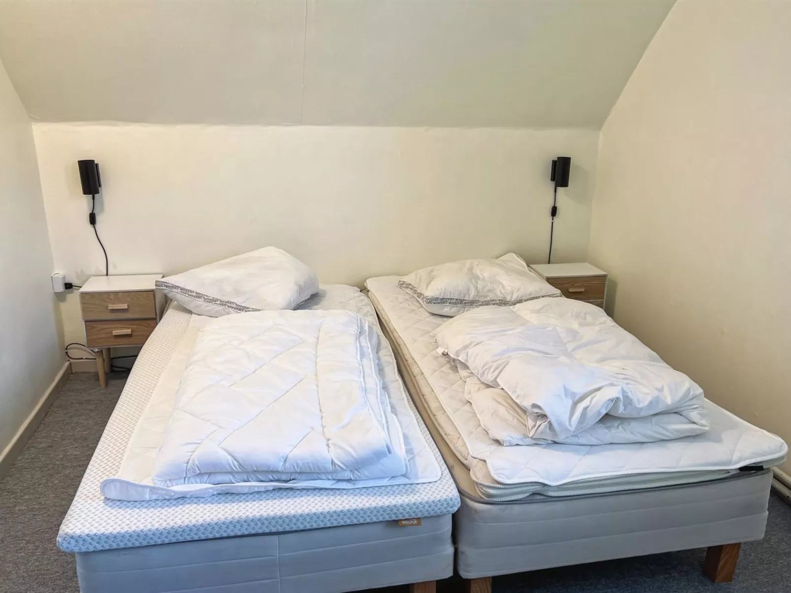 "Thera" - 5km from the sea-Inside