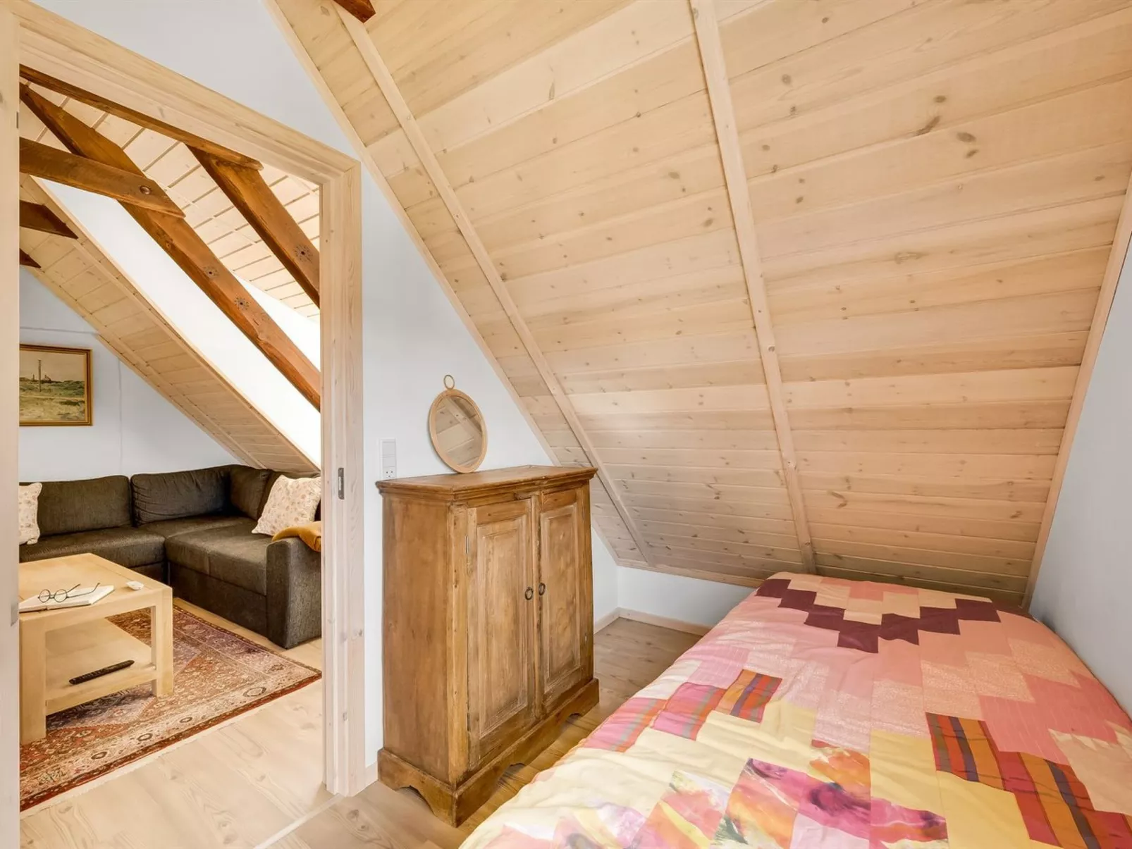 "Enya" - 1.2km from the sea-Dedans