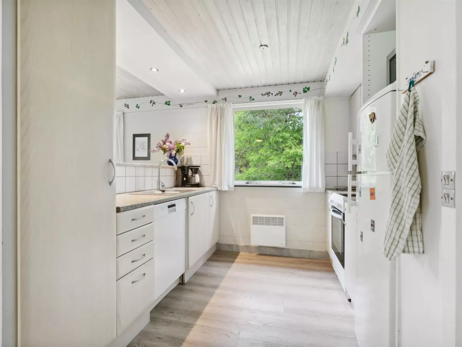 "Keyla" - 3.2km from the sea-Inside