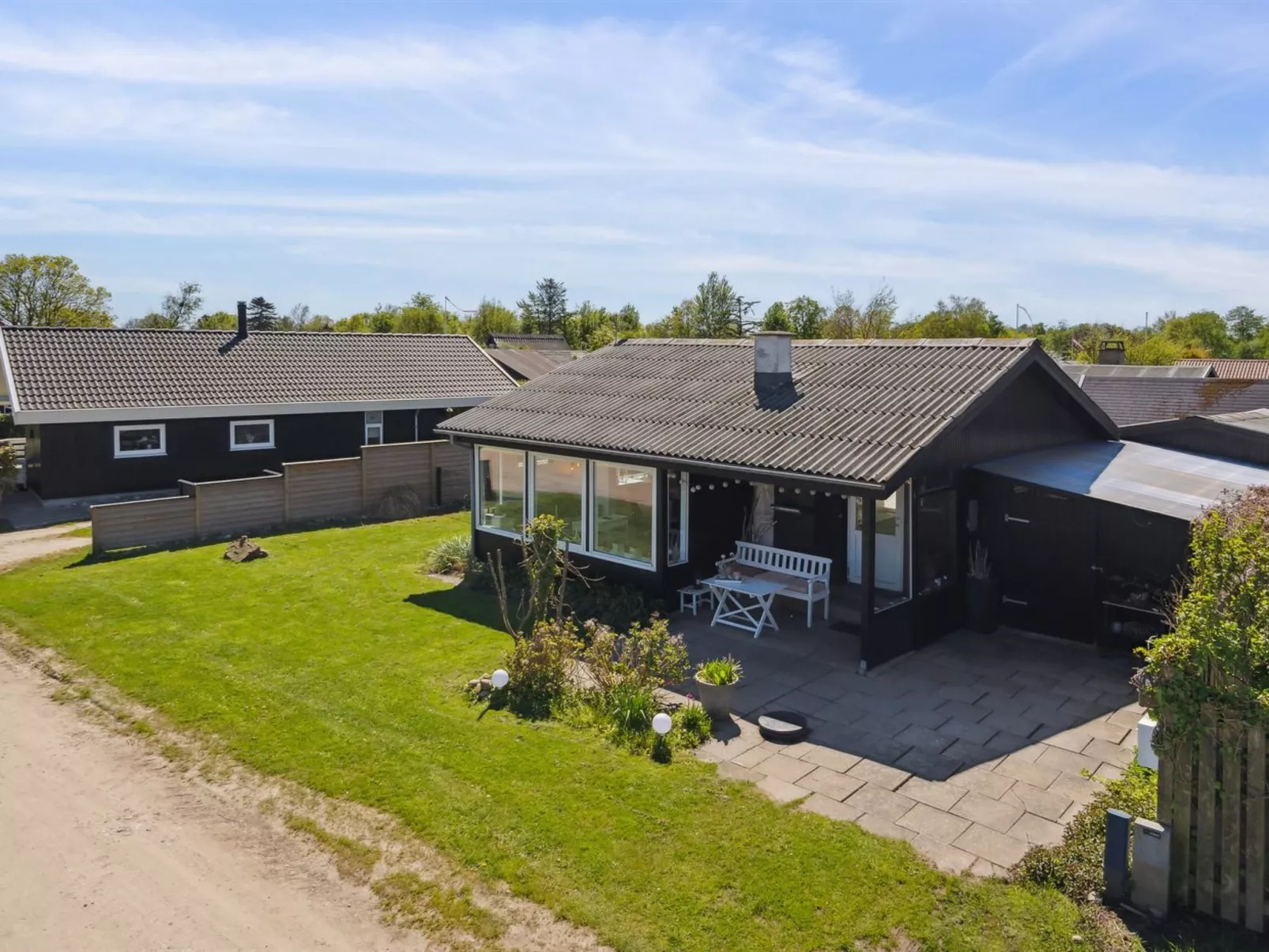 "Elisabeta" - 60m from the sea-Outside