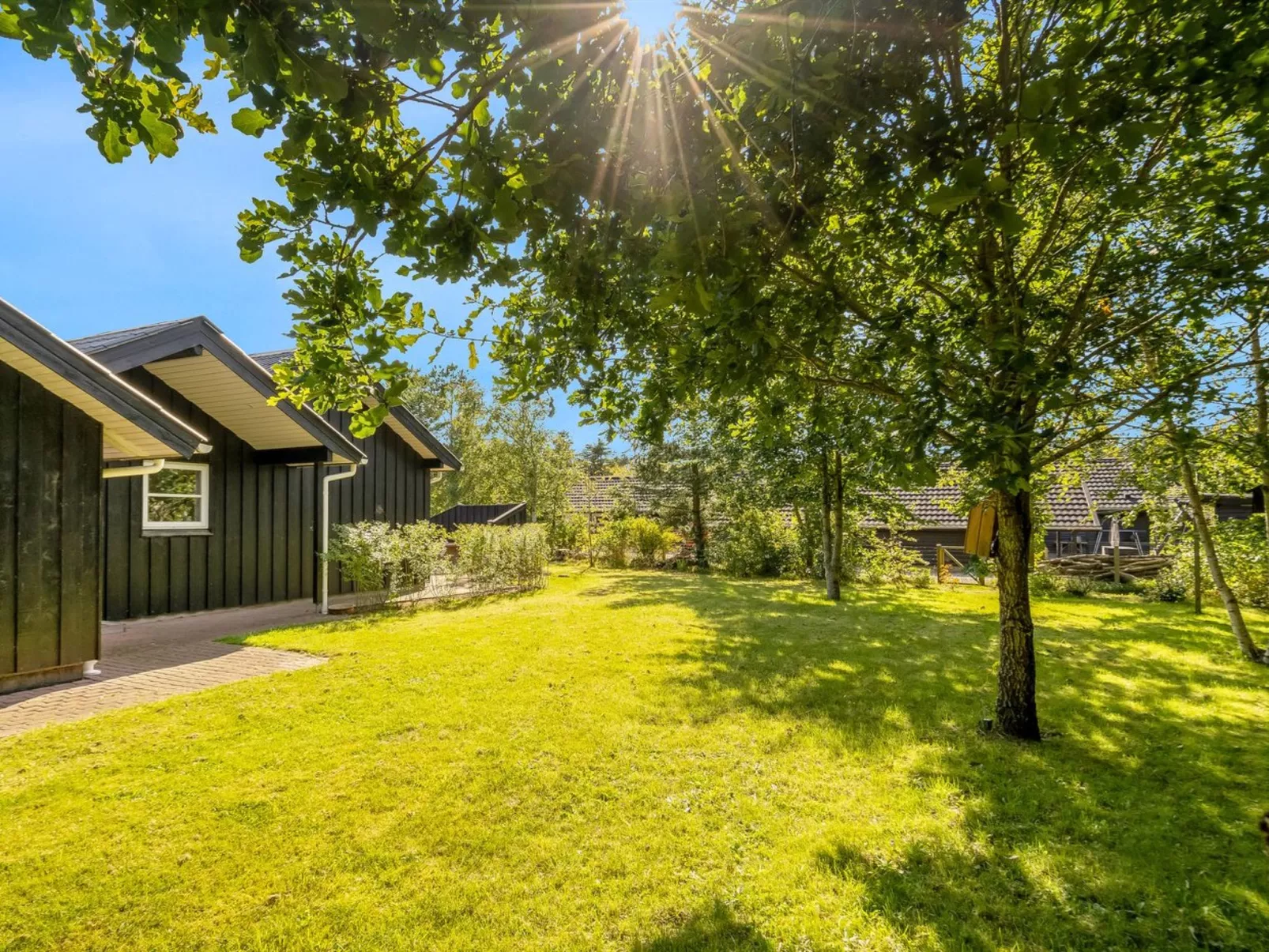 "Roska" - 1.3km from the sea-Outside