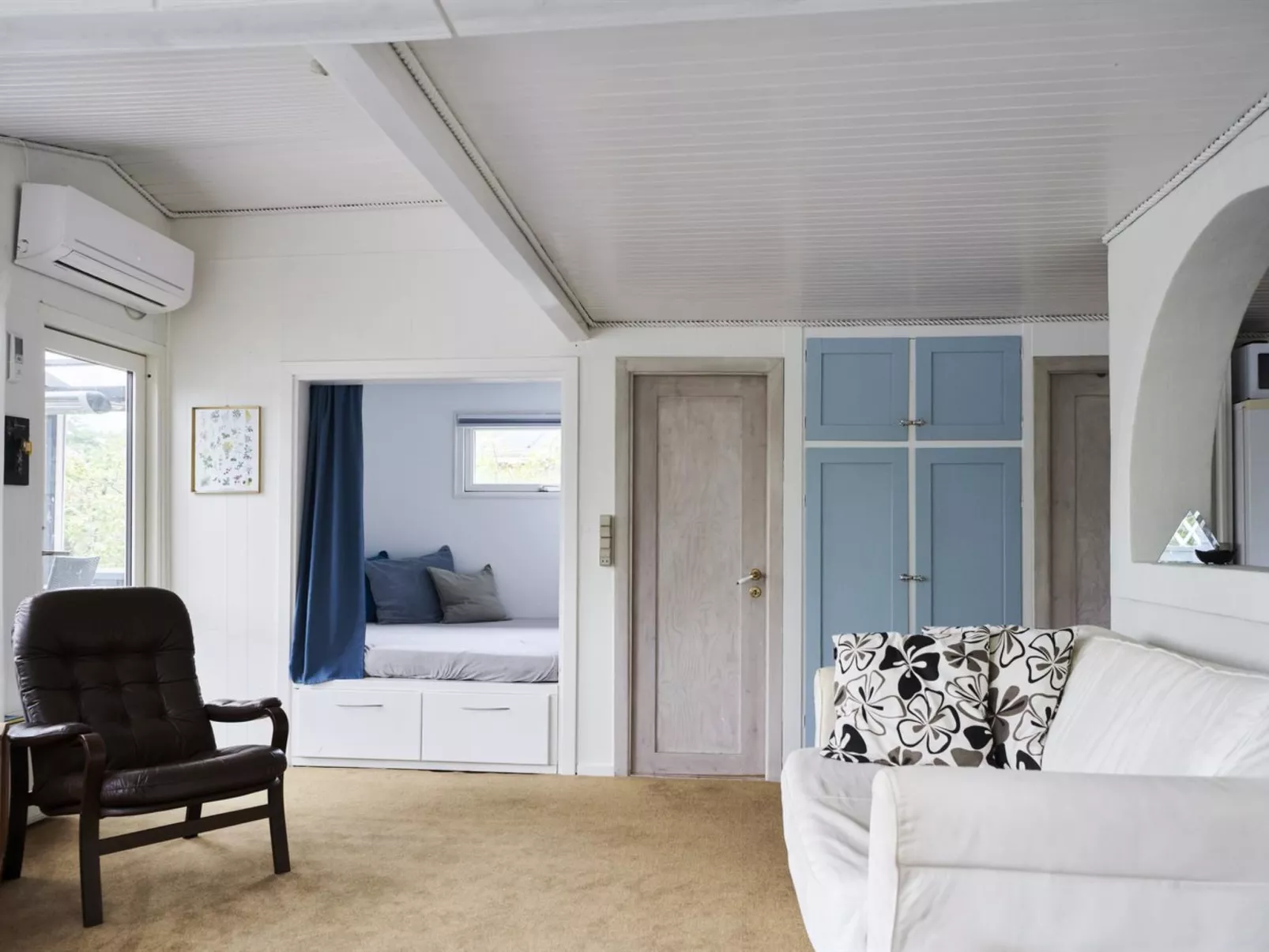 "Aave" - 200m from the sea-Inside