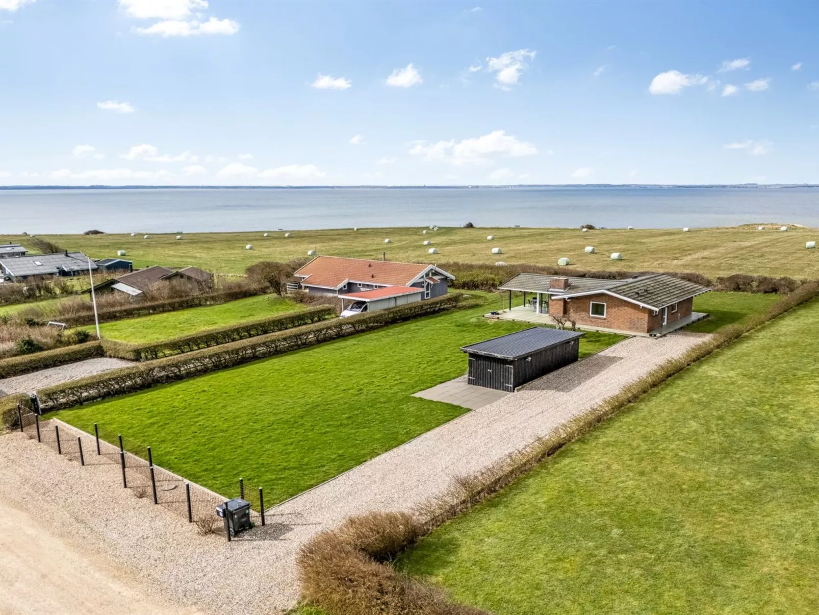 "Kirsa" - 200m to the fjord-Dehors