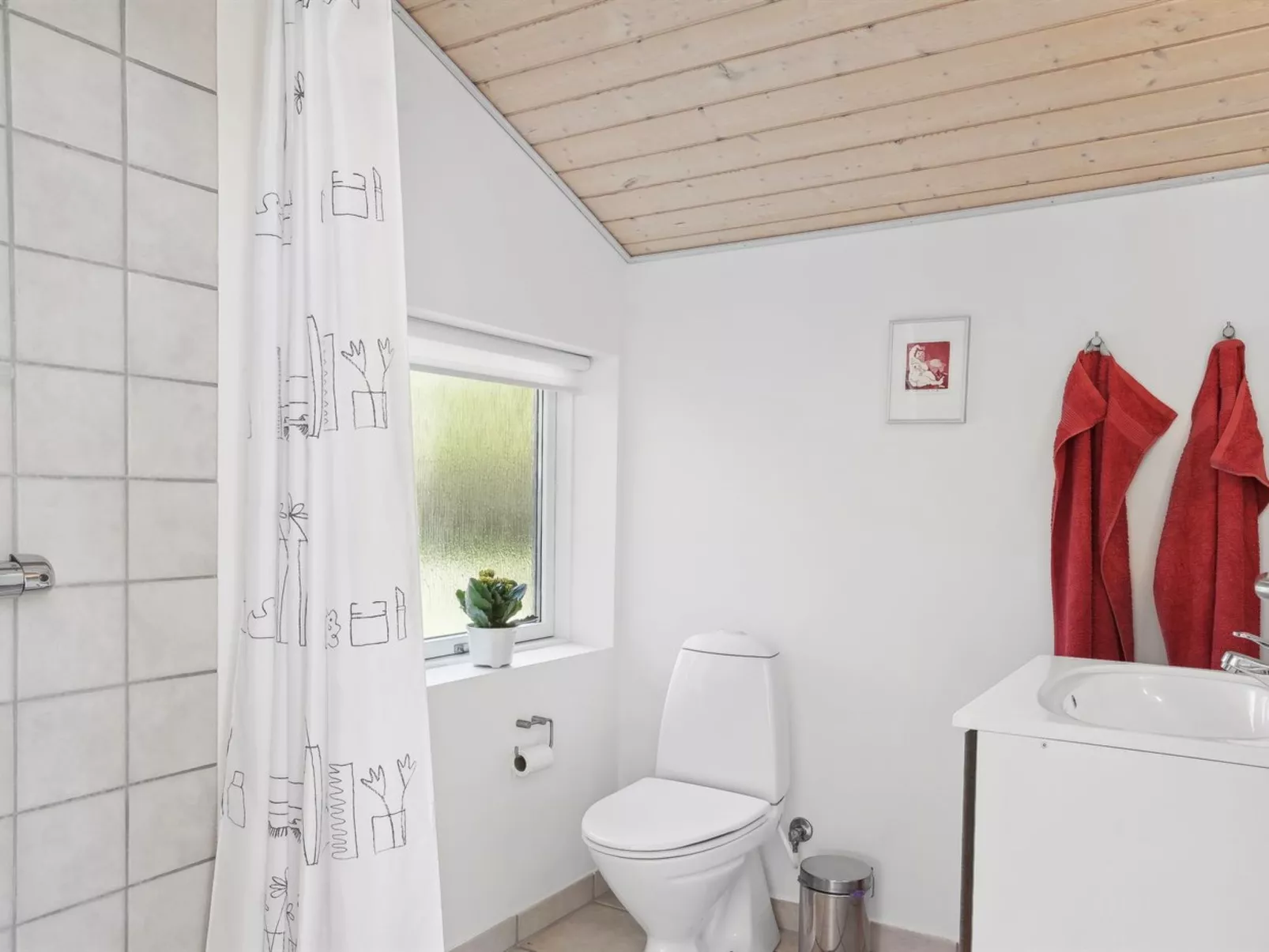 "Katrina" - 1.7km from the sea-Dedans