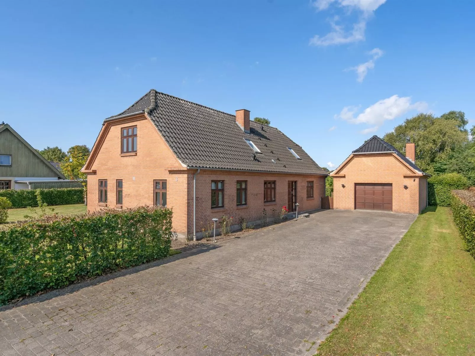 "Iarund" - 500m to the fjord-Outside