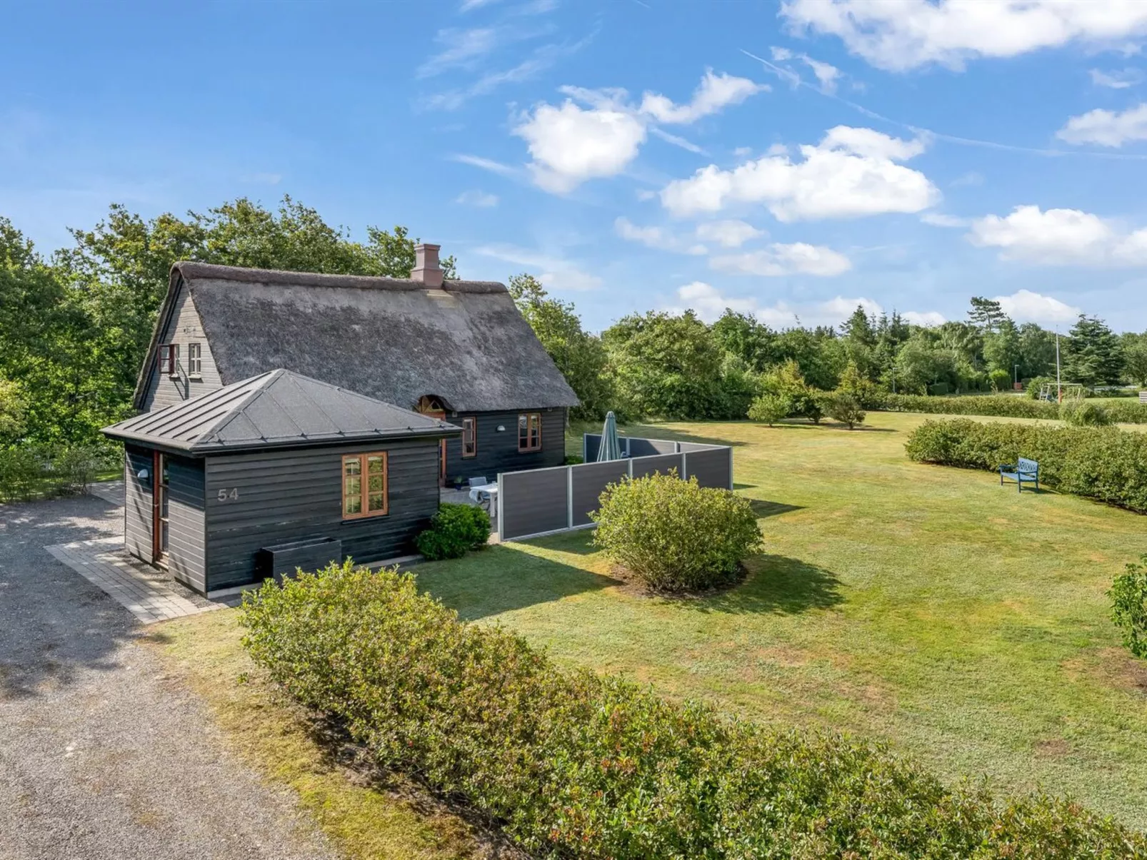 "Hendrina" - 250m to the fjord-Outside