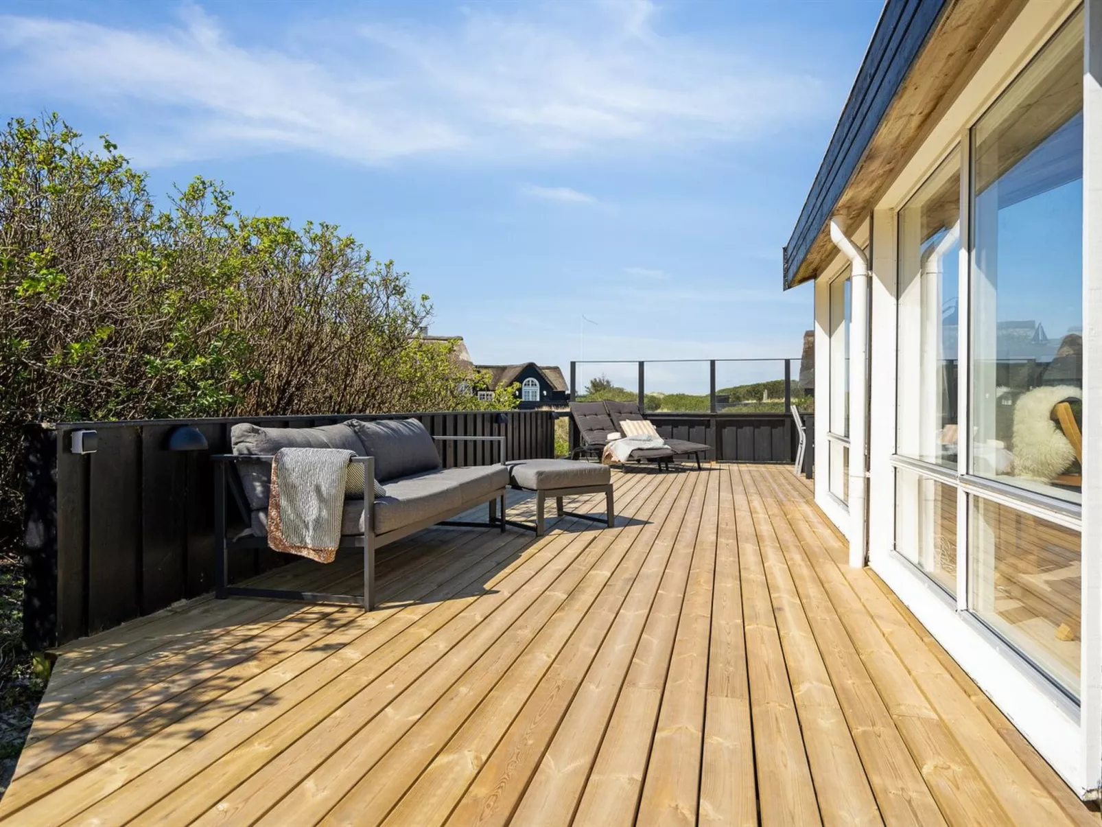 "Dijana" - 150m from the sea-Draußen