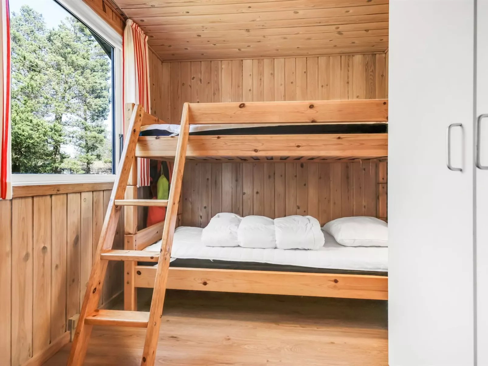 "Eriksine" - 1.9km from the sea-Inside