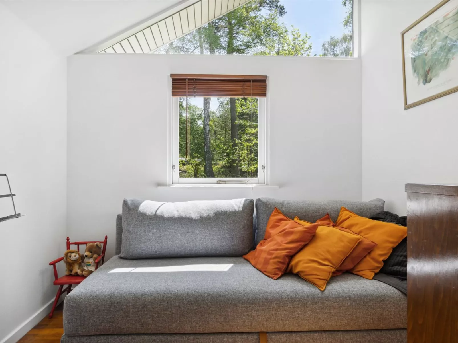 "Amina" - 1.1km from the sea-Inside