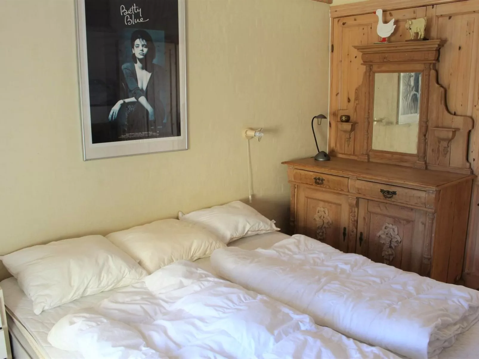 "Guthfrith" - 130m from the sea-Dedans