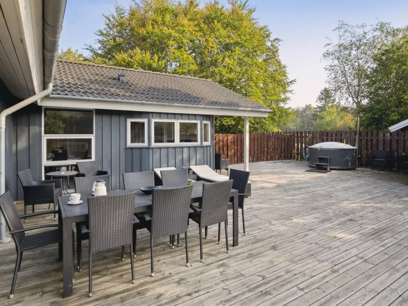 "Elif" - 30km from the sea-Draußen