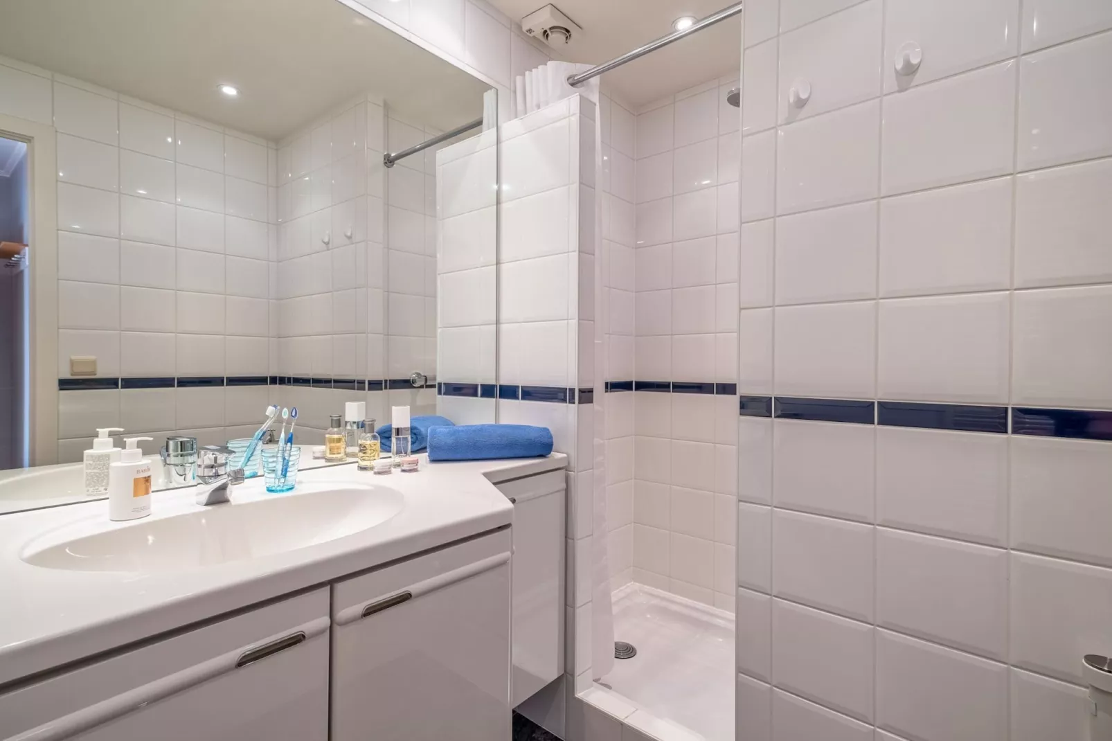 Manderley 0304-Bathroom