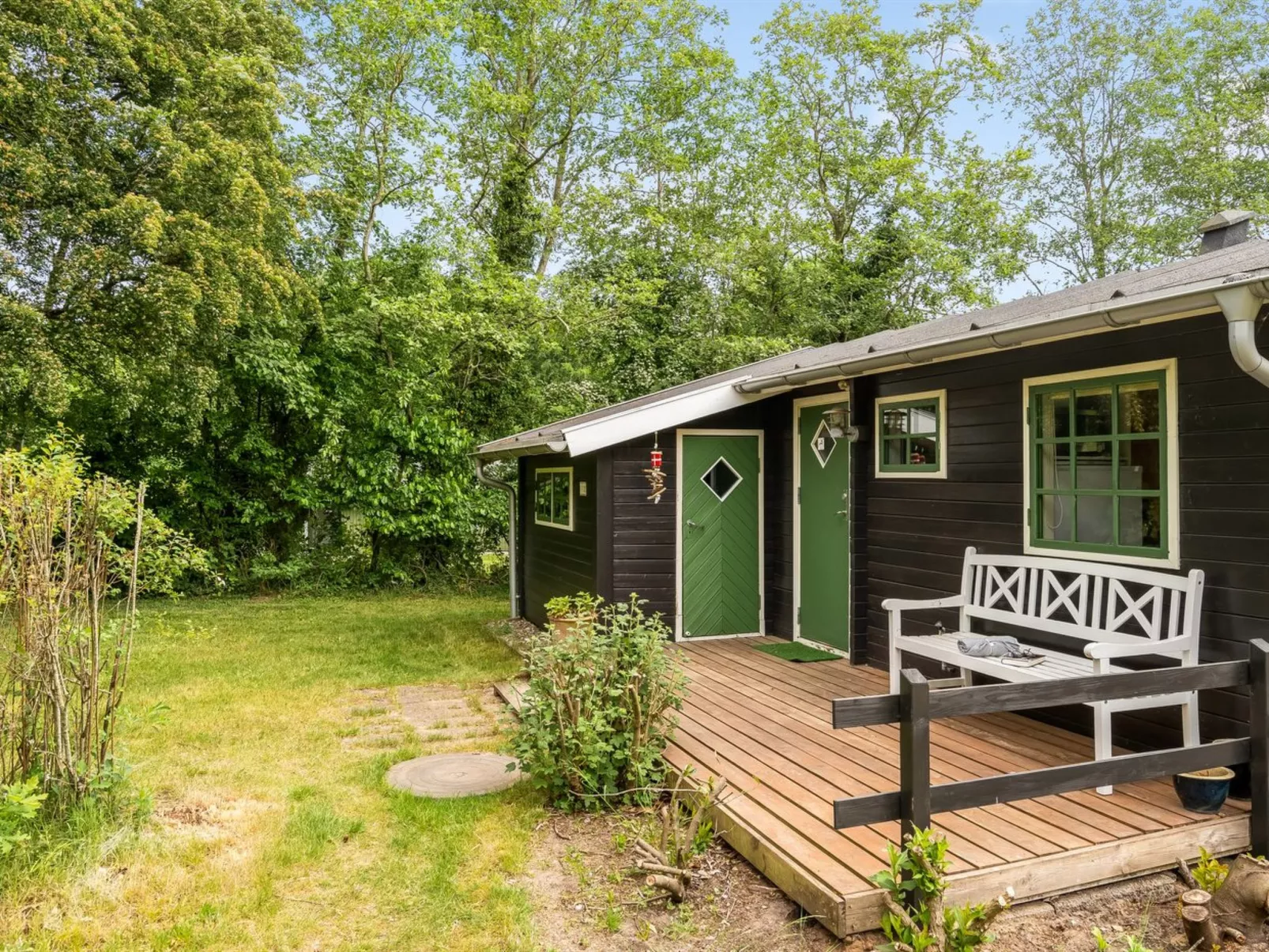 "Bonde" - 800m to the fjord-Outside