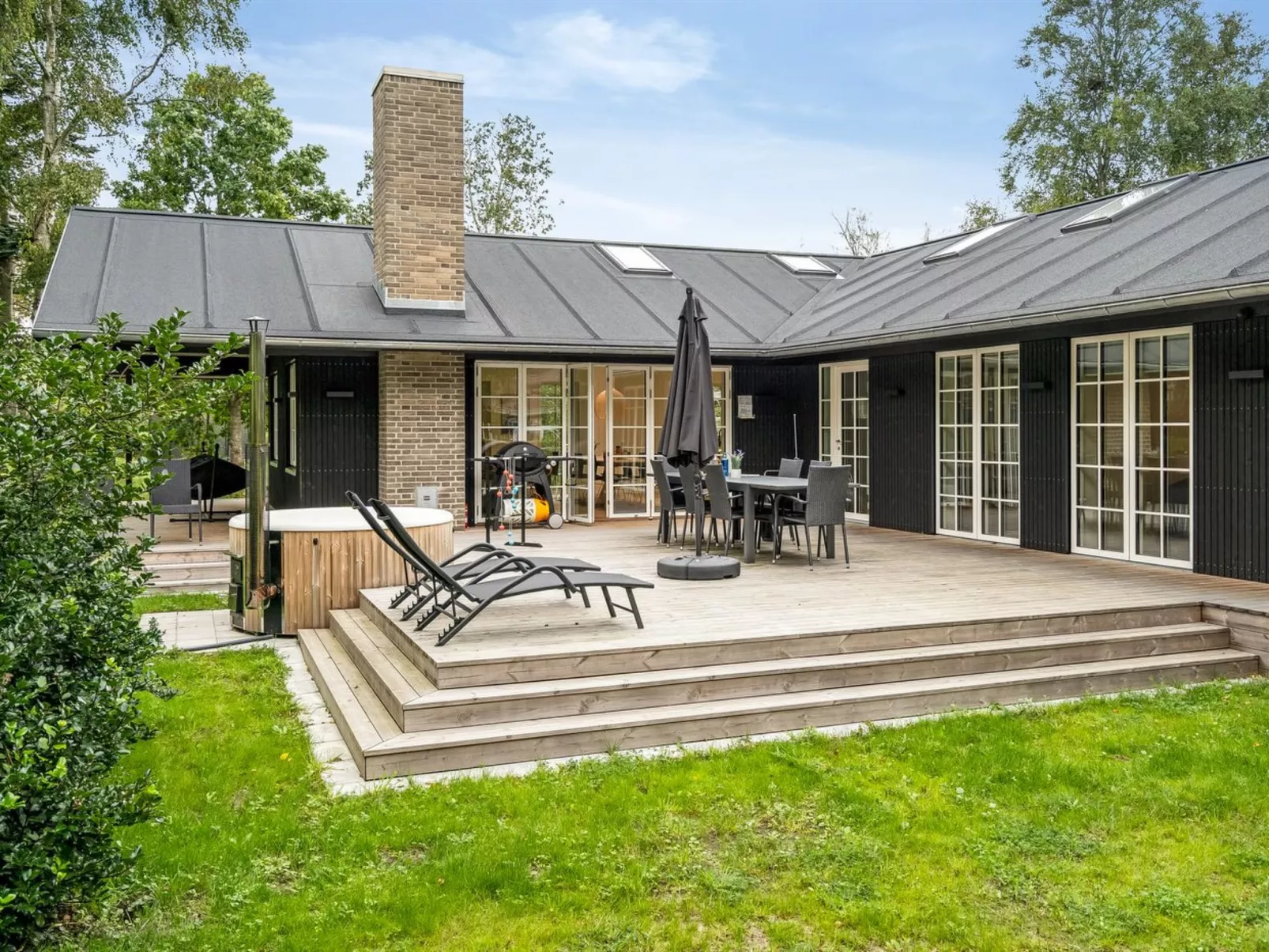 "Babara" - 350m from the sea-Outside