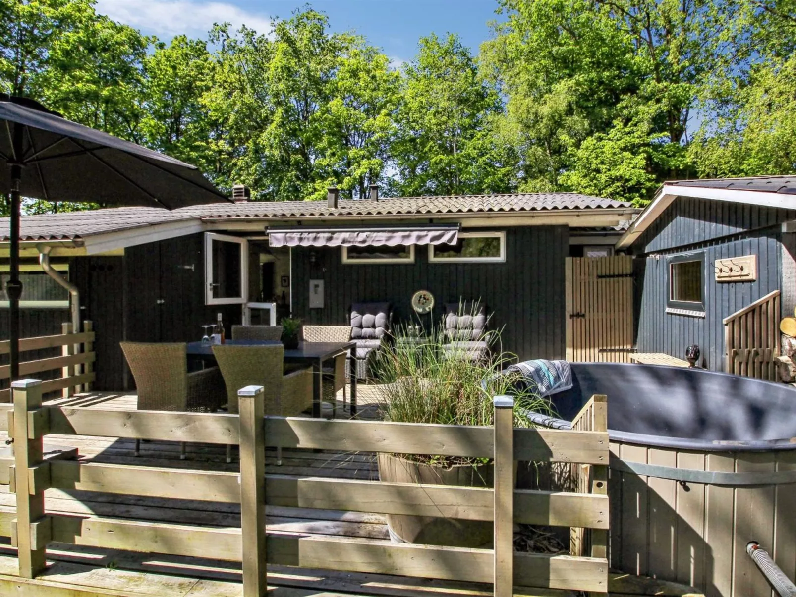 "Gretl" - 31km from the sea-Draußen