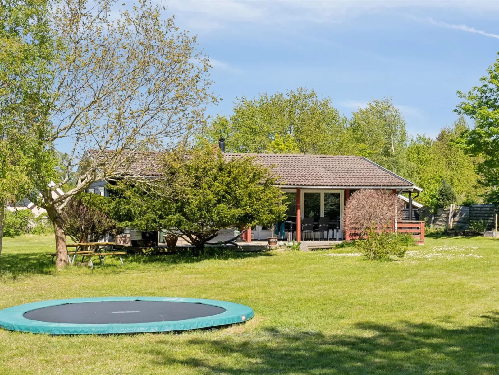 "Janna" - 1.4km from the sea-Outside