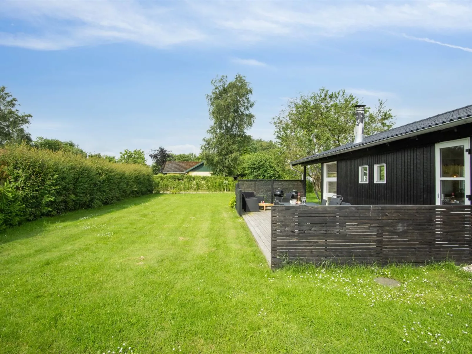 "Volmer" - 700m from the sea-Outside