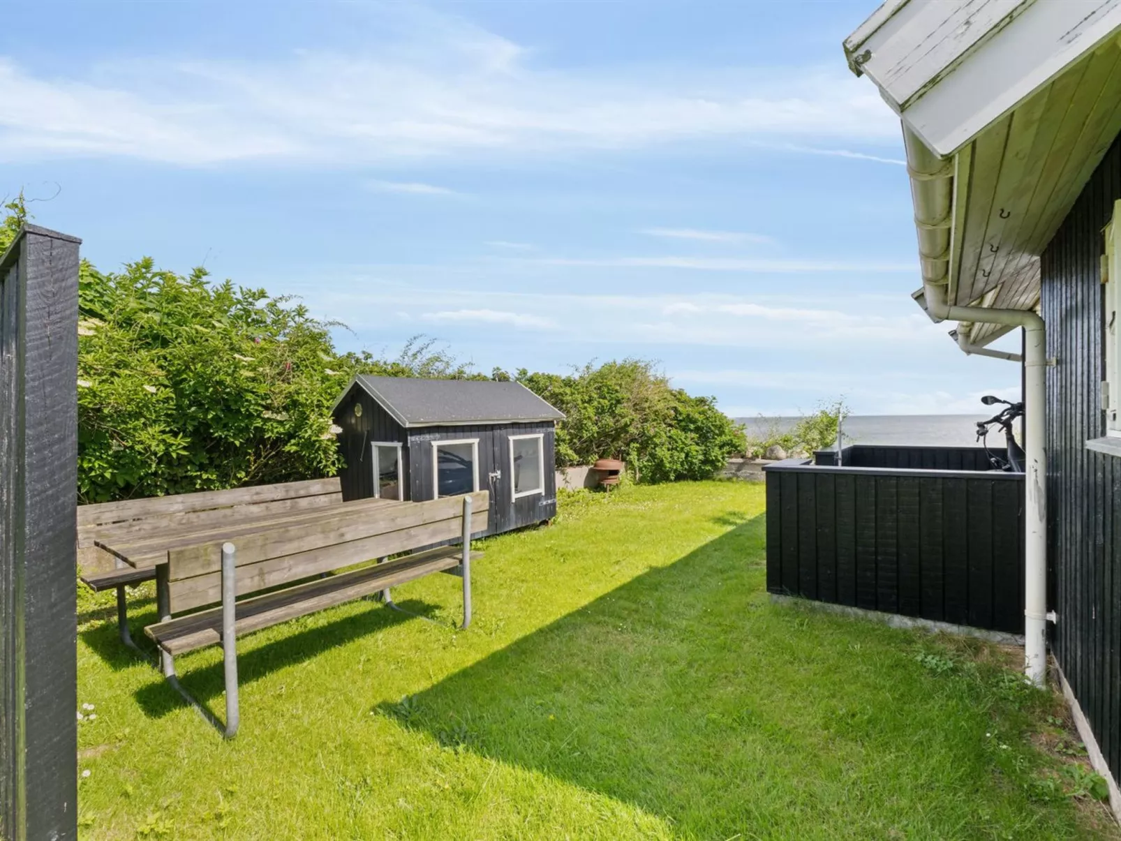 "Ofrath" - 5m from the sea-Outside