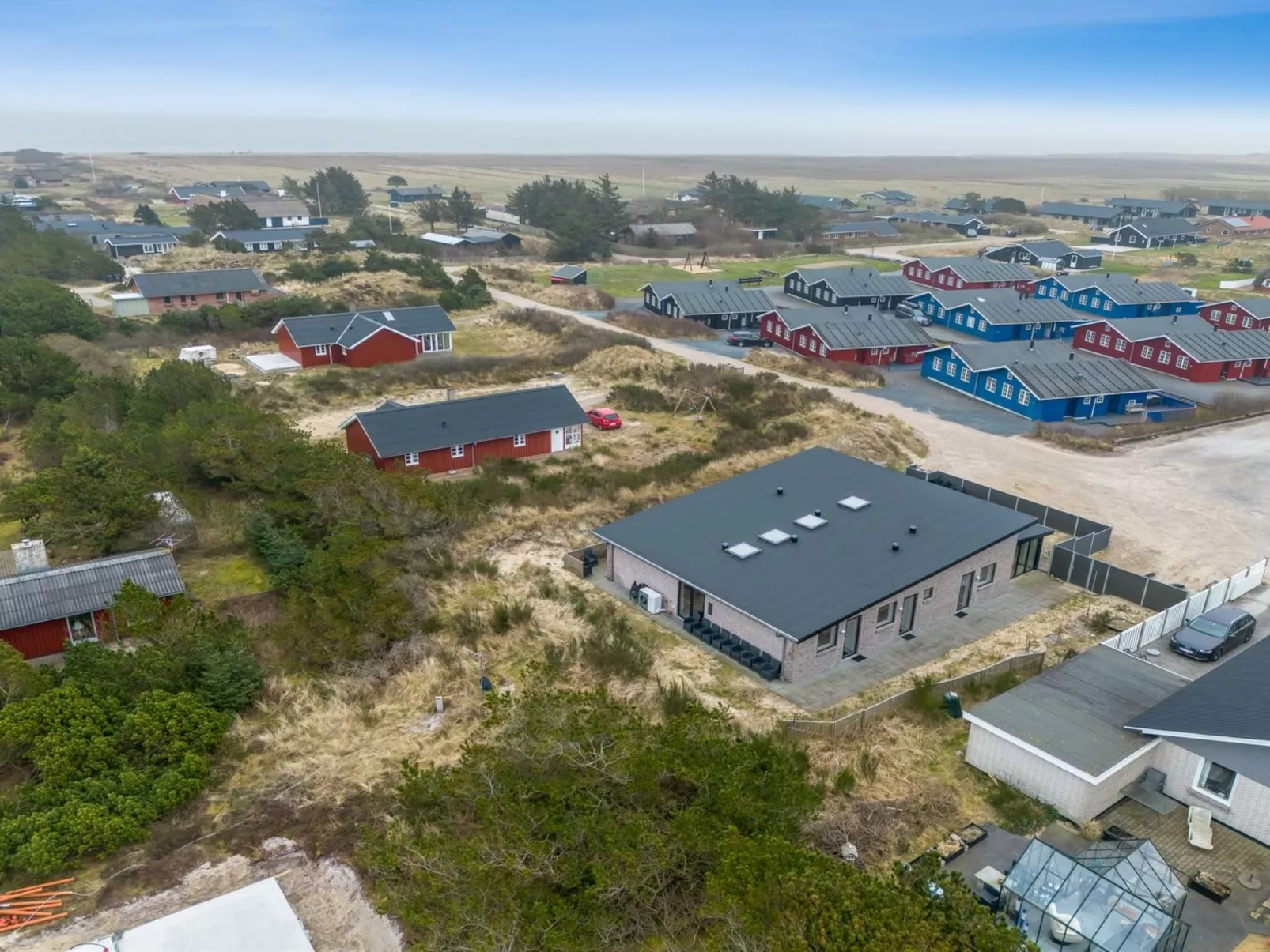 "Clarabelle" - 1.2km from the sea-Outside