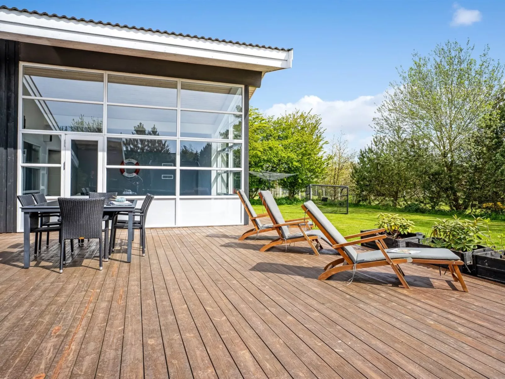 "Helena" - 700m from the sea-Outside