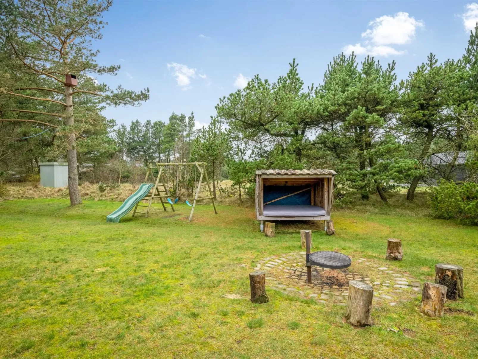 "Orm" - 2.3km from the sea-Draußen