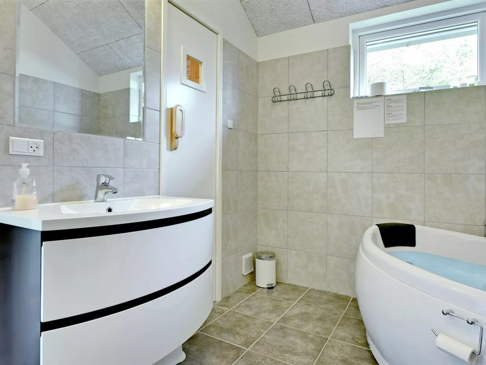 "Talida" - 12km from the sea-Drinnen