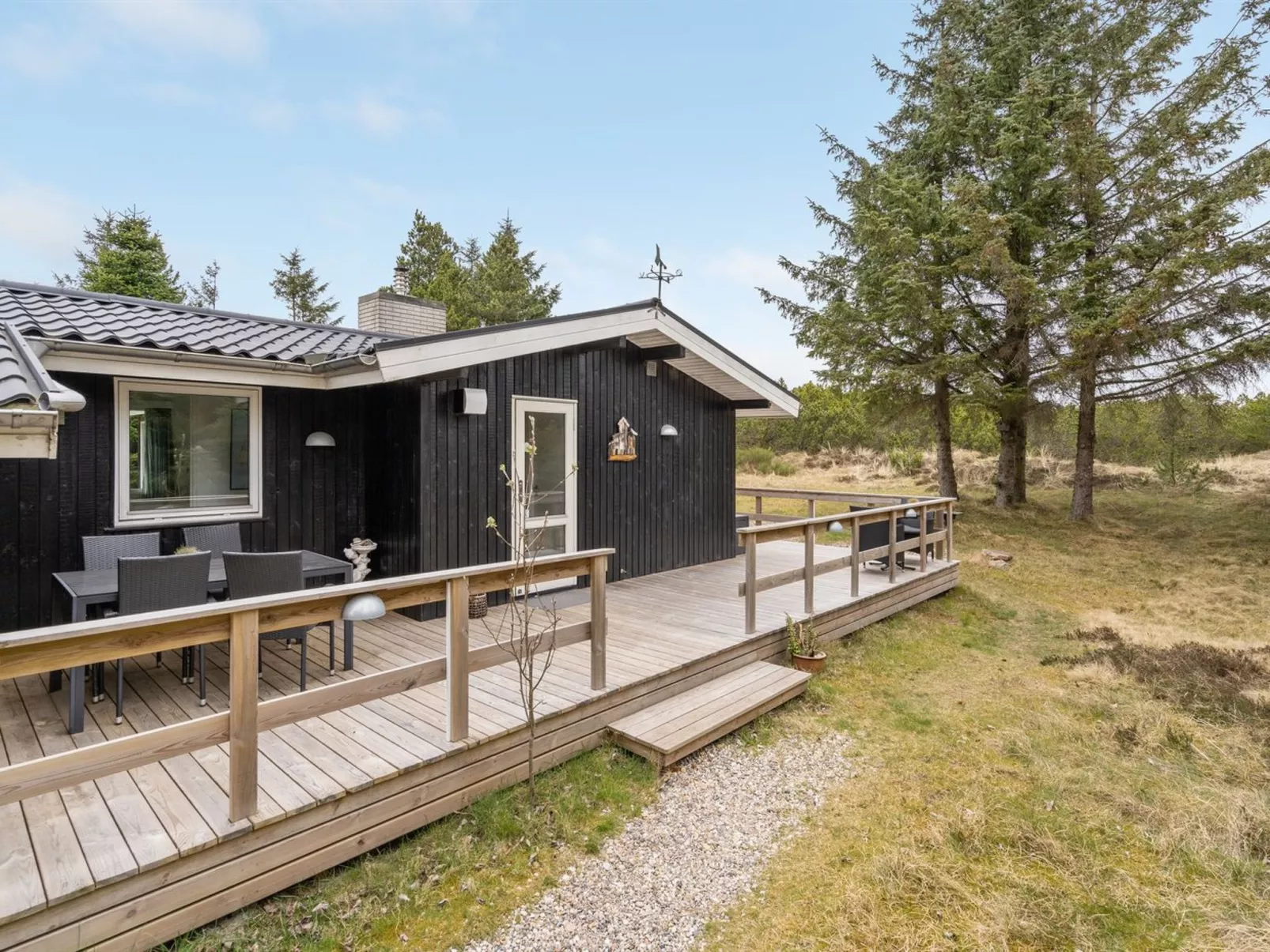 "Taneli" - 2.2km from the sea-Outside