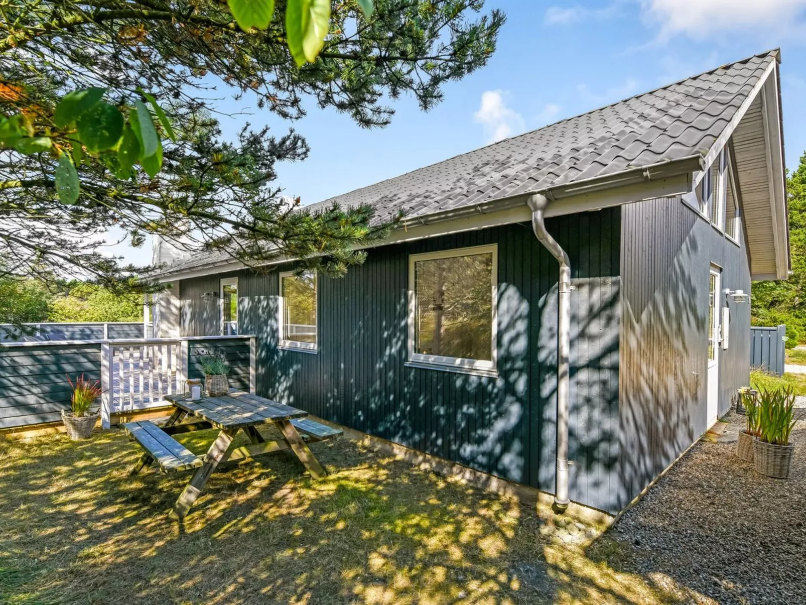 "Gundrath" - 1.4km from the sea-Outside