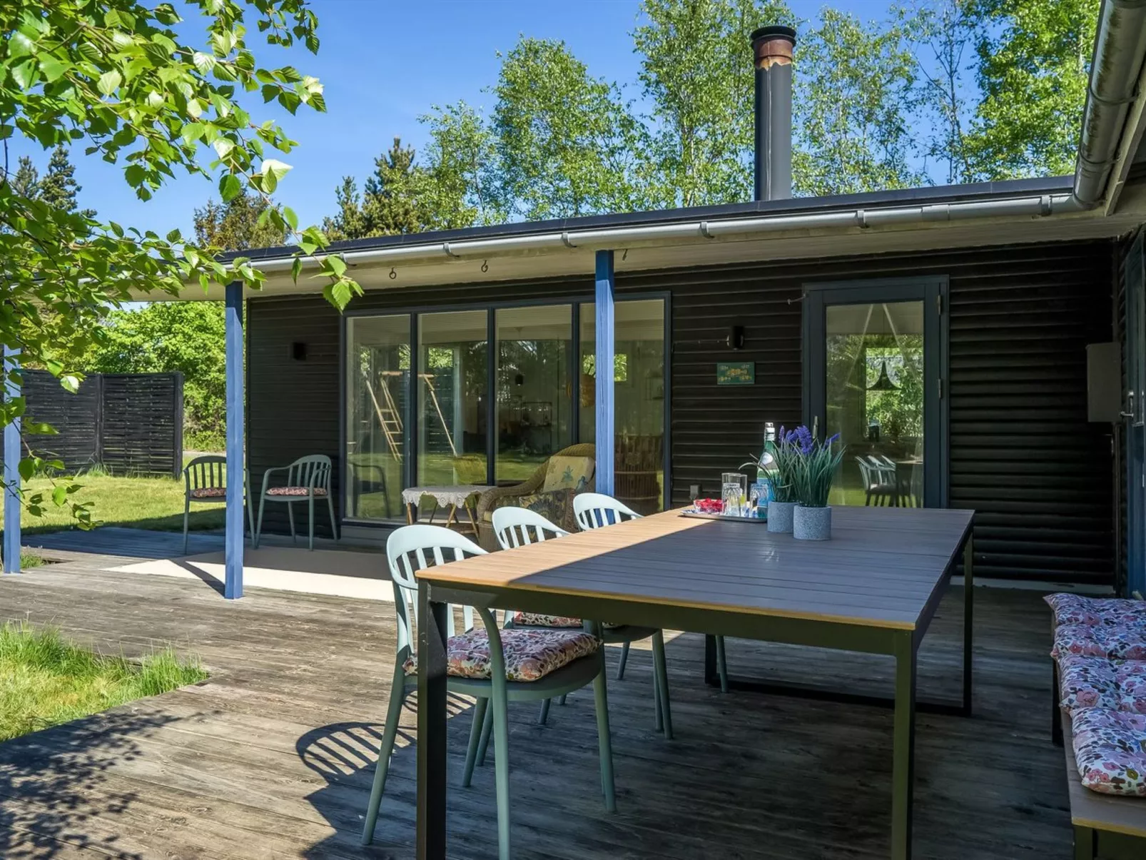 "Bene" -  from the sea-Outside