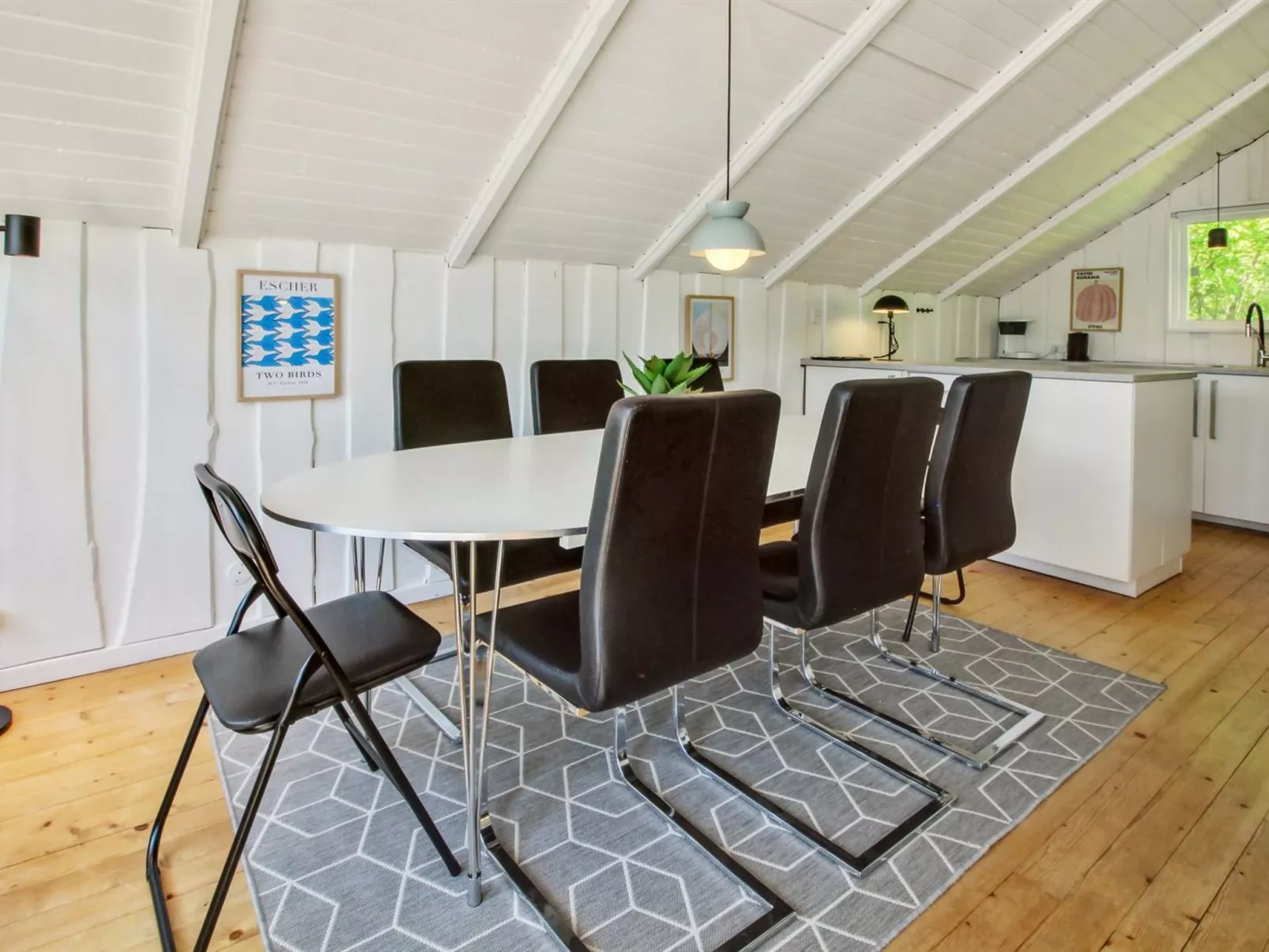 "Jaakob" - 30km from the sea-Inside