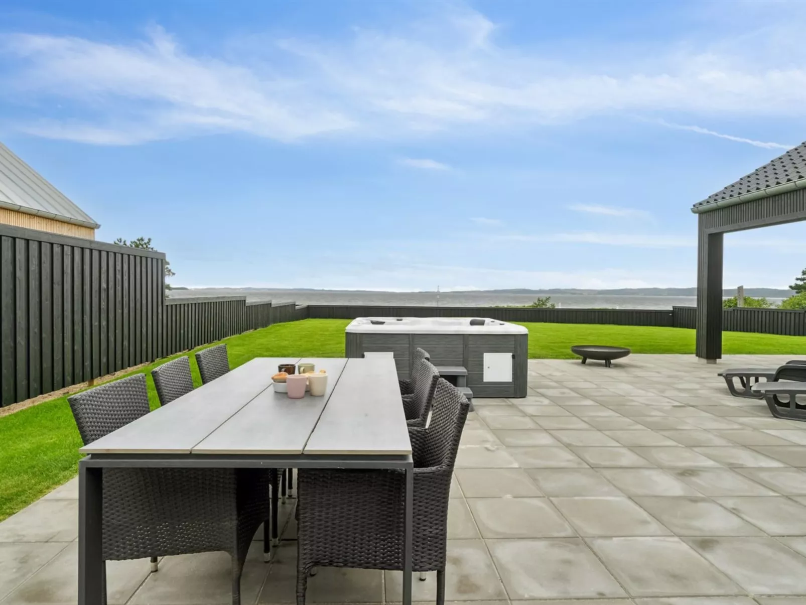 "Straale" - 50m from the sea-Outside